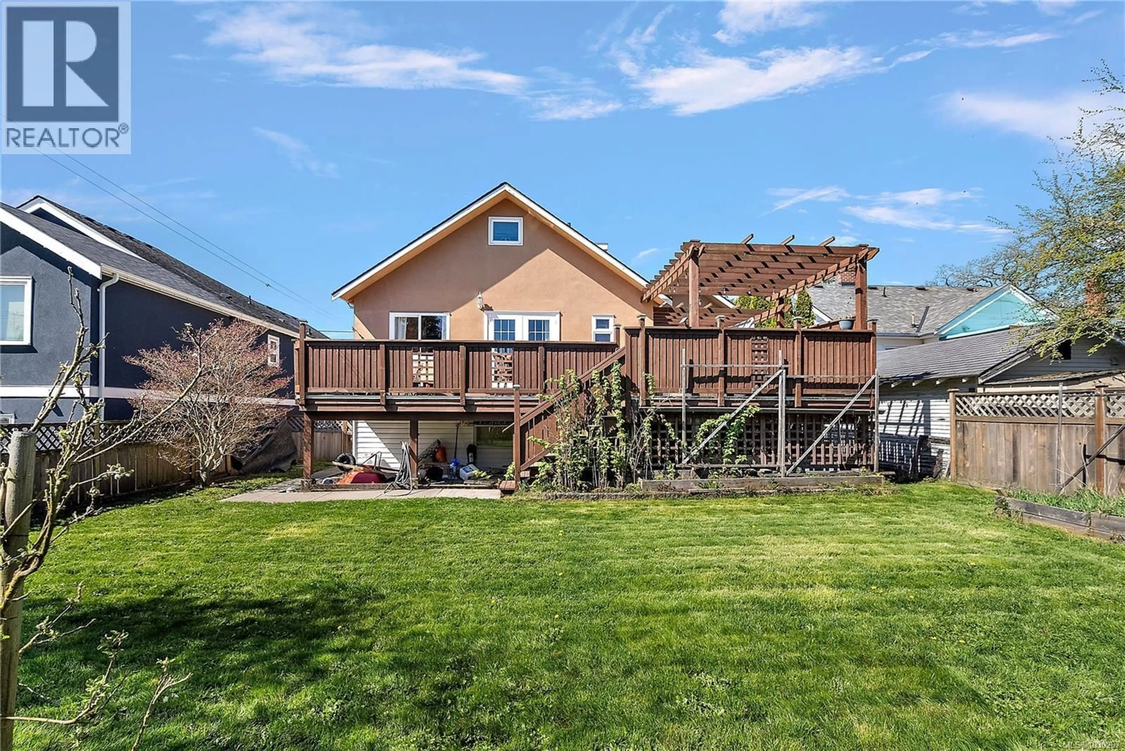 Patio, water/lake/river/ocean view for 2635 ASQUITH STREET, Victoria British Columbia V8R3Y4