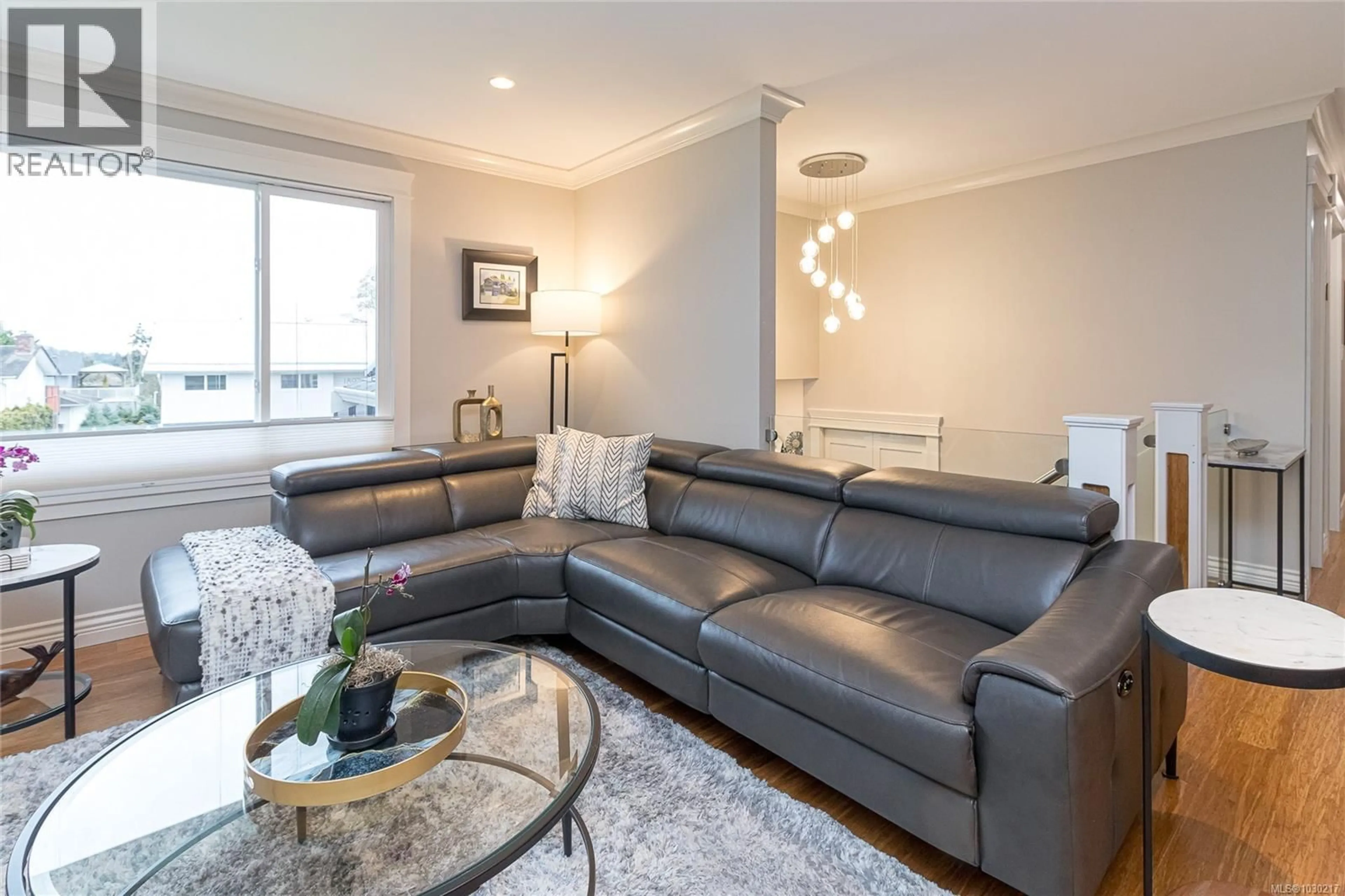 Living room with furniture, unknown for 1894 SEABOARD CRESCENT, Central Saanich British Columbia V8M1K6