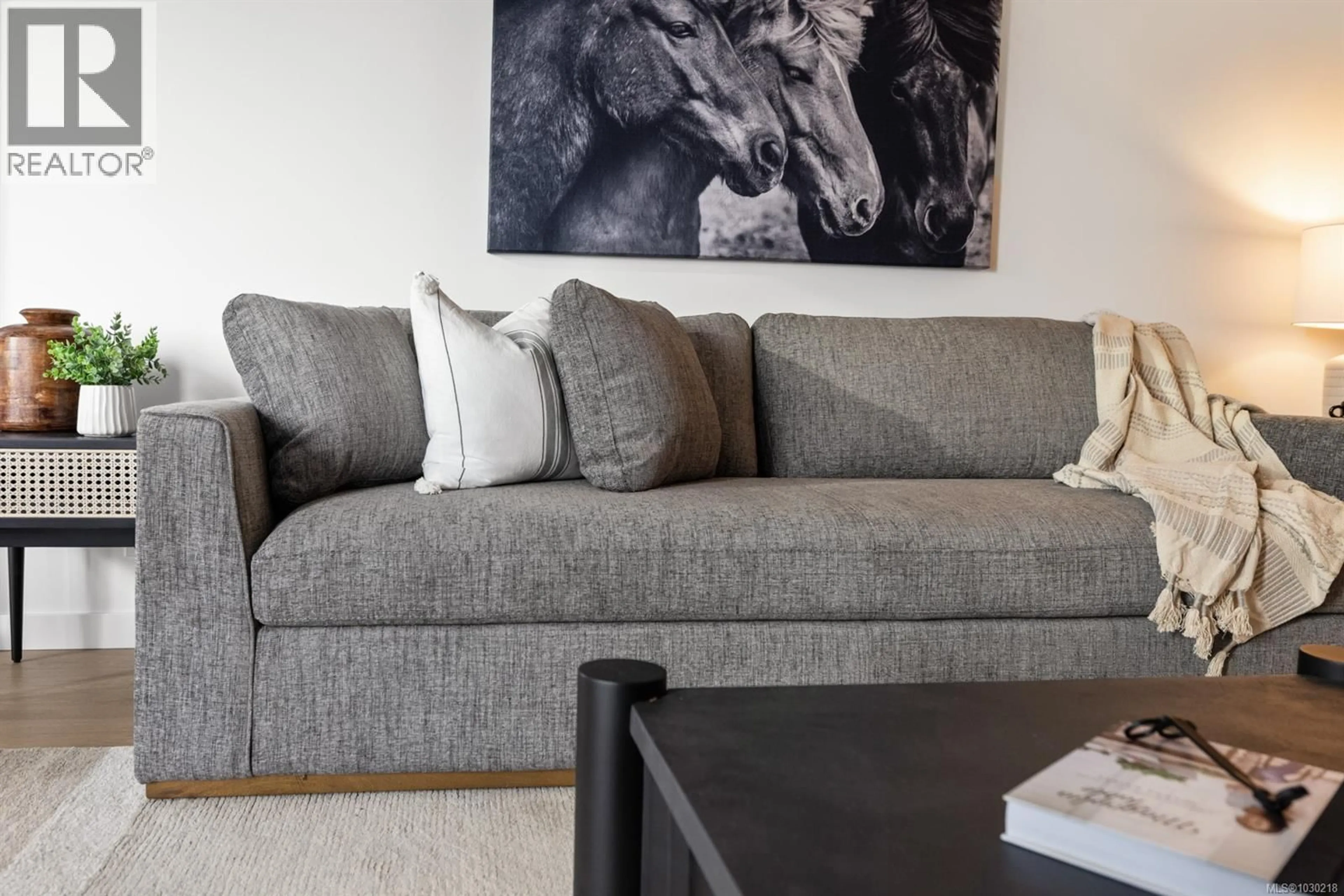 Living room with furniture, unknown for 204 - 369 TYEE ROAD, Victoria British Columbia V9A0B6