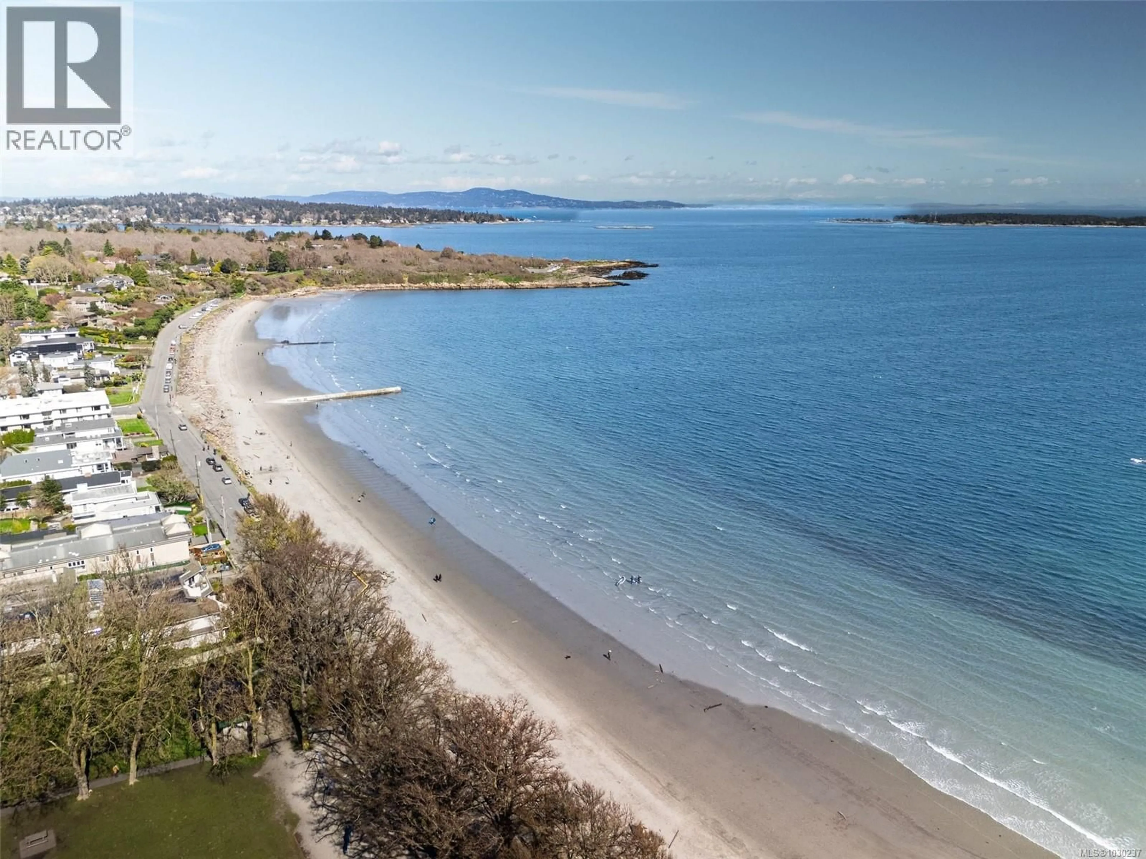 A pic from outside/outdoor area/front of a property/back of a property/a pic from drone, water/lake/river/ocean view for 2438 LINCOLN ROAD, Oak Bay British Columbia V8R6A4