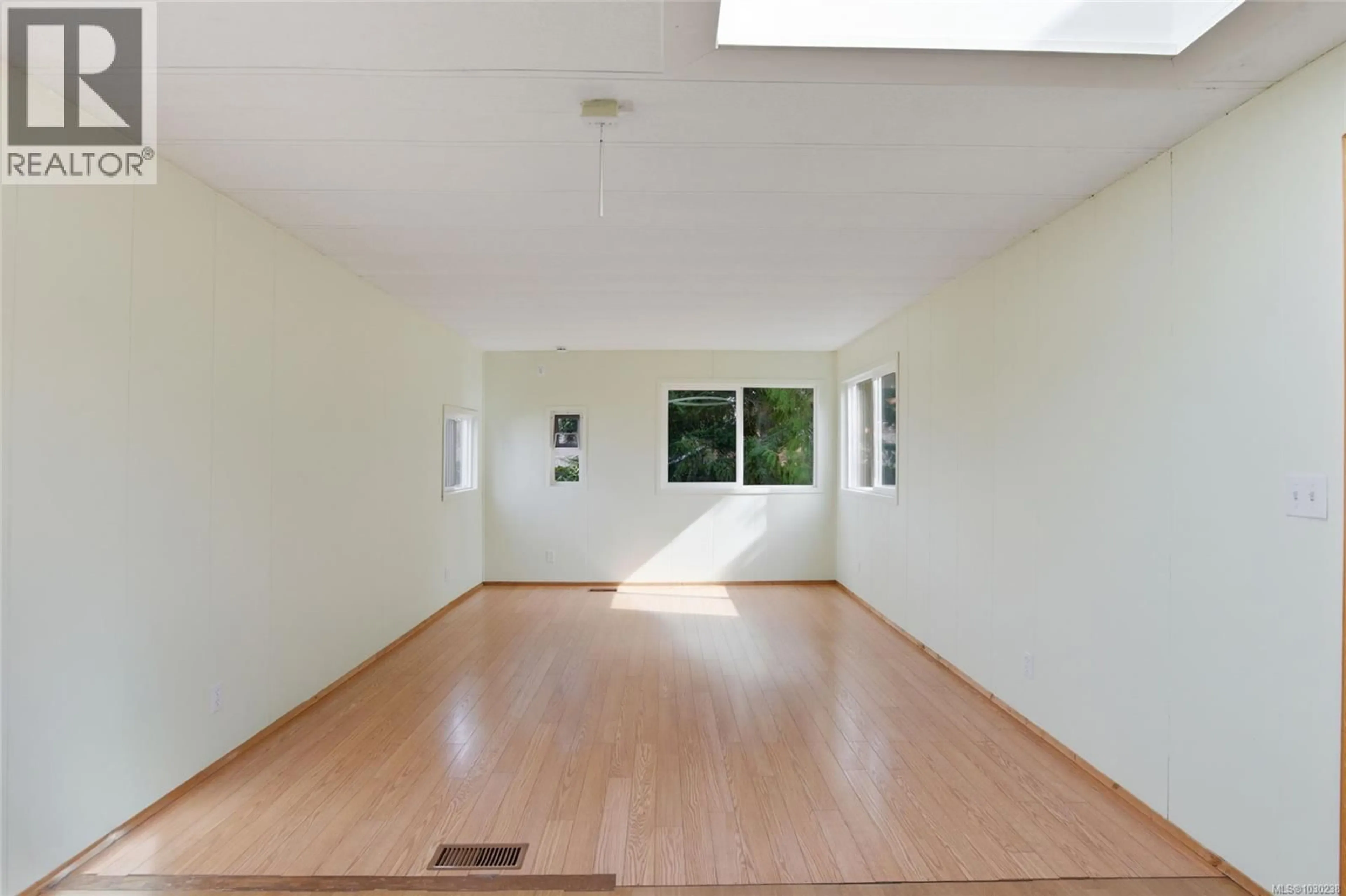 A pic of a room for 135 MERIDIAN WAY, Parksville British Columbia V9P1L3