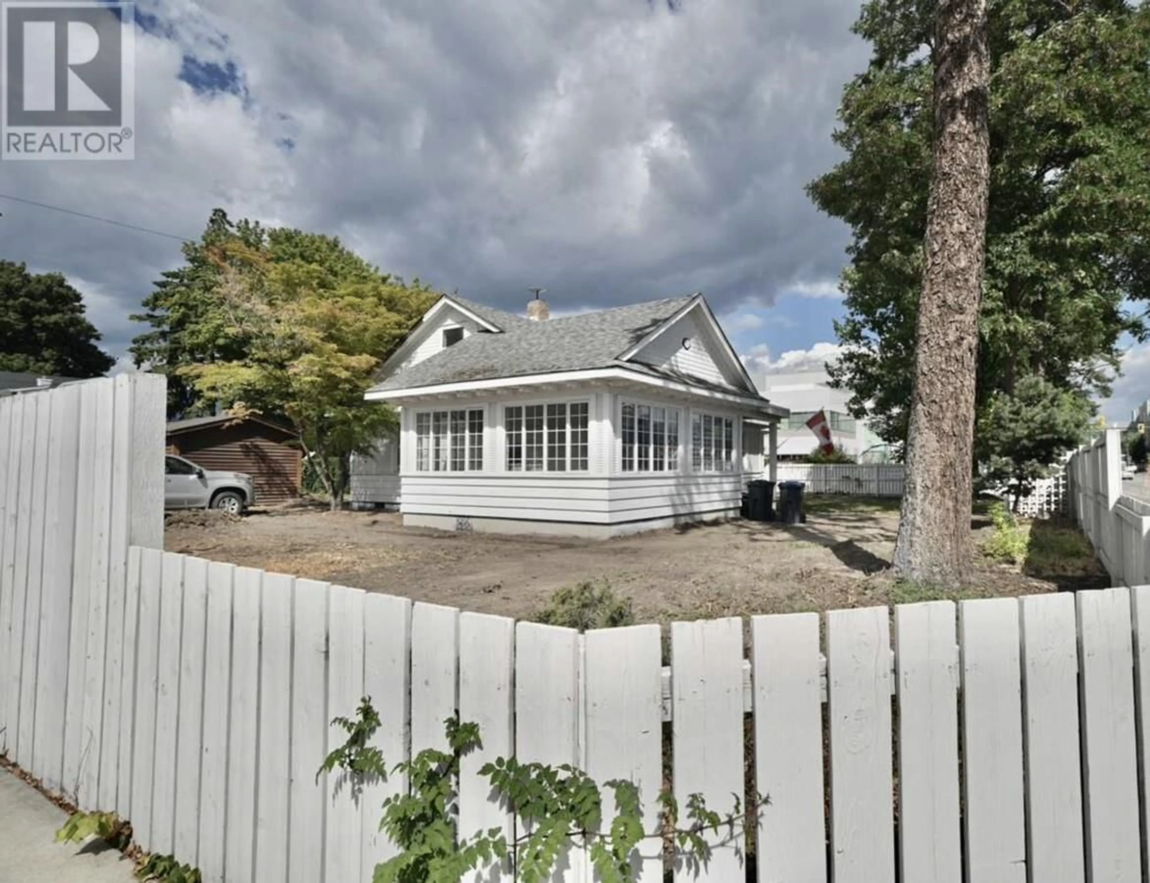 Frontside or backside of a home for 2340 Pandosy Street, Kelowna British Columbia V1Y1T3