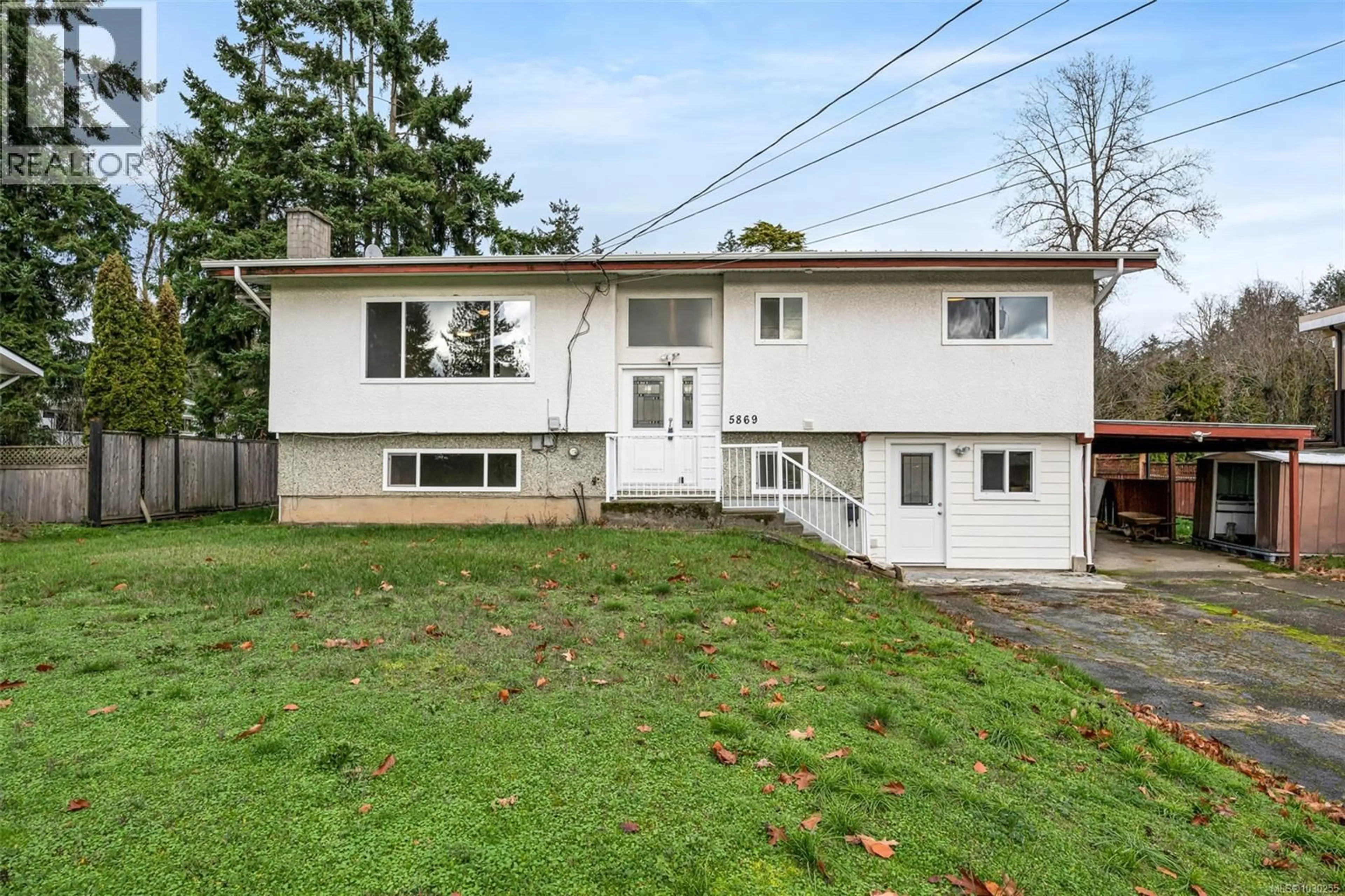 Home with vinyl exterior material, street for 5869 BRIER AVENUE, Duncan British Columbia V9L3E1