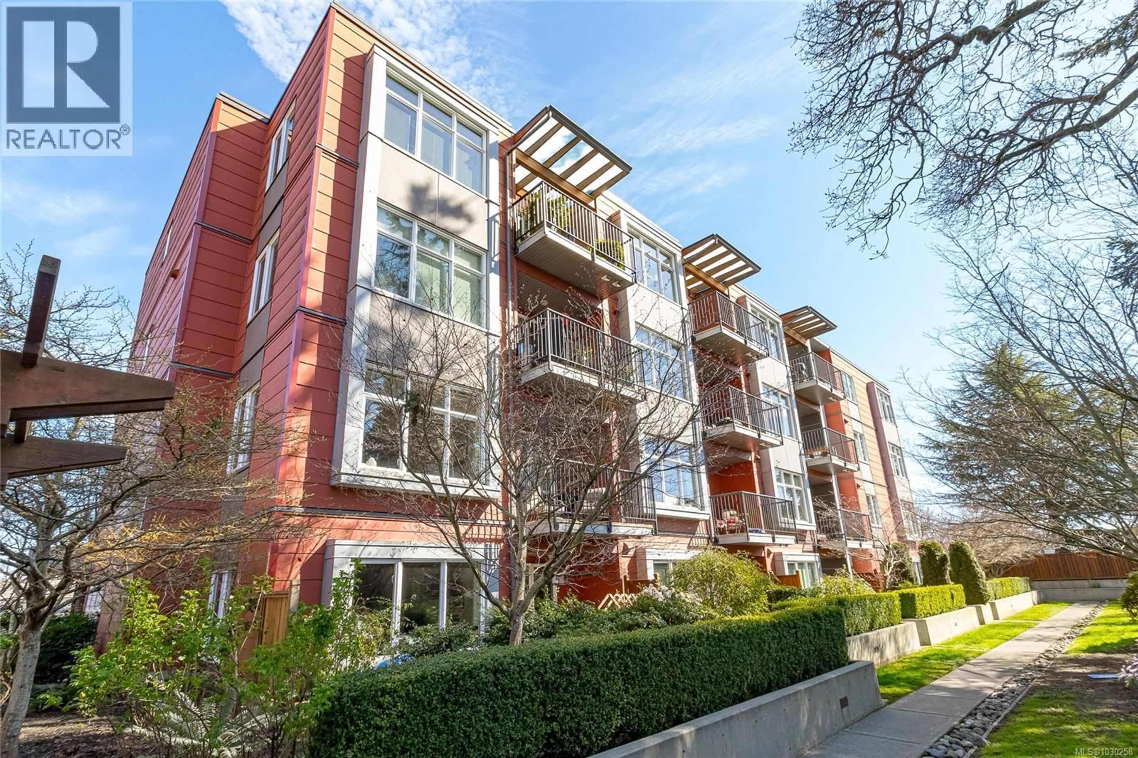 Home with brick exterior material, building for 201 - 4030 BORDEN STREET, Saanich British Columbia V8X2E9