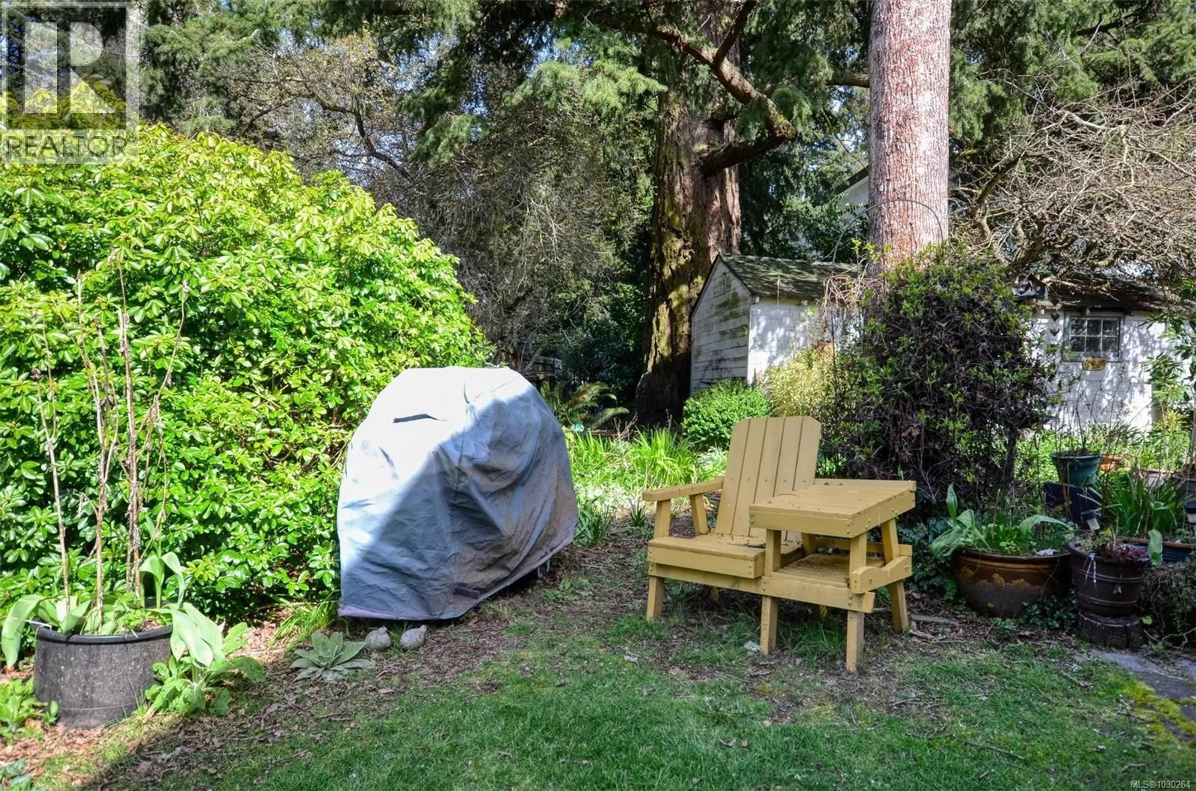 Patio, street for 2774 KINGSWOOD ROAD, Langford British Columbia V9B3J9