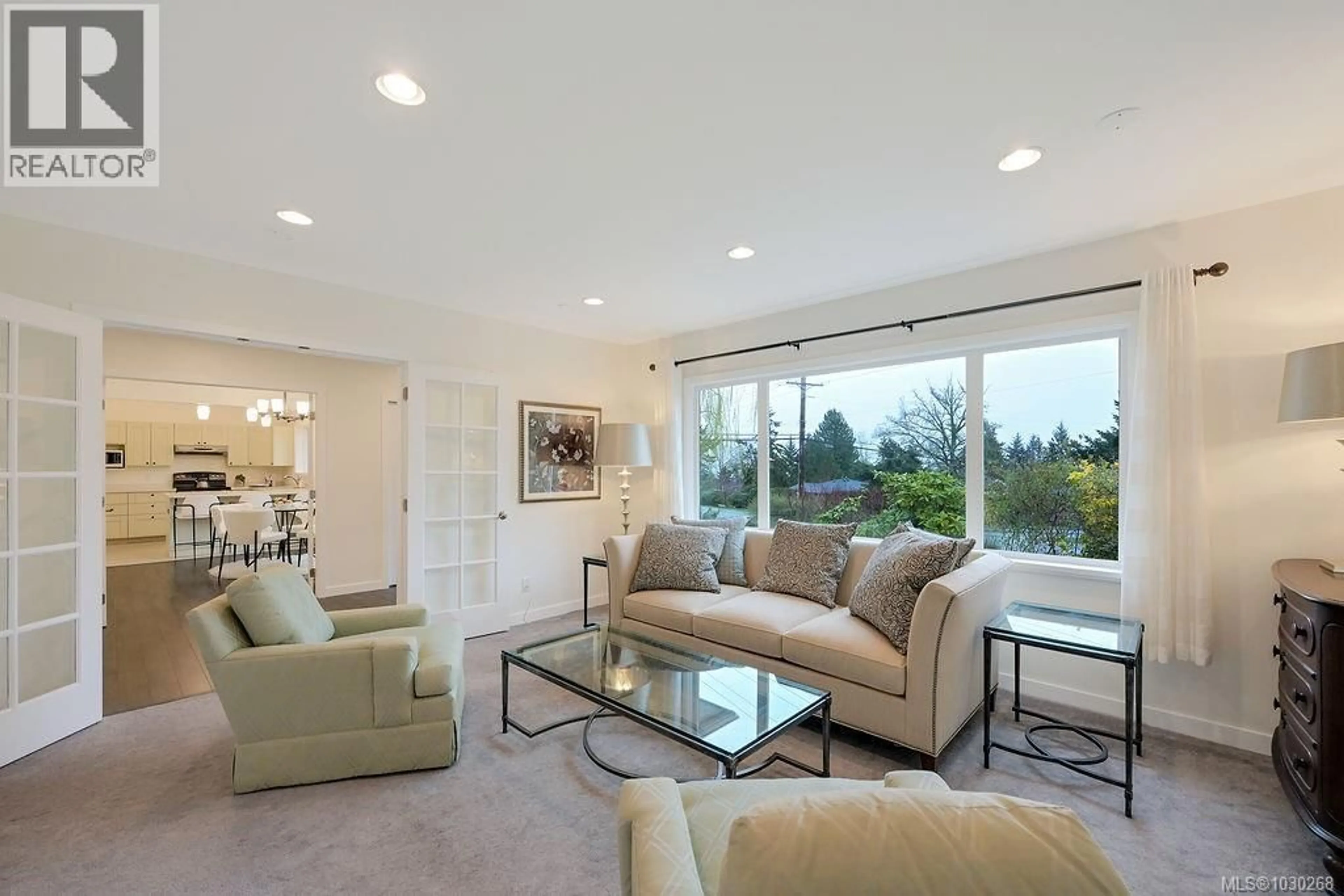 Living room with furniture, unknown for 2173 AMITY DRIVE, North Saanich British Columbia V8L1A9