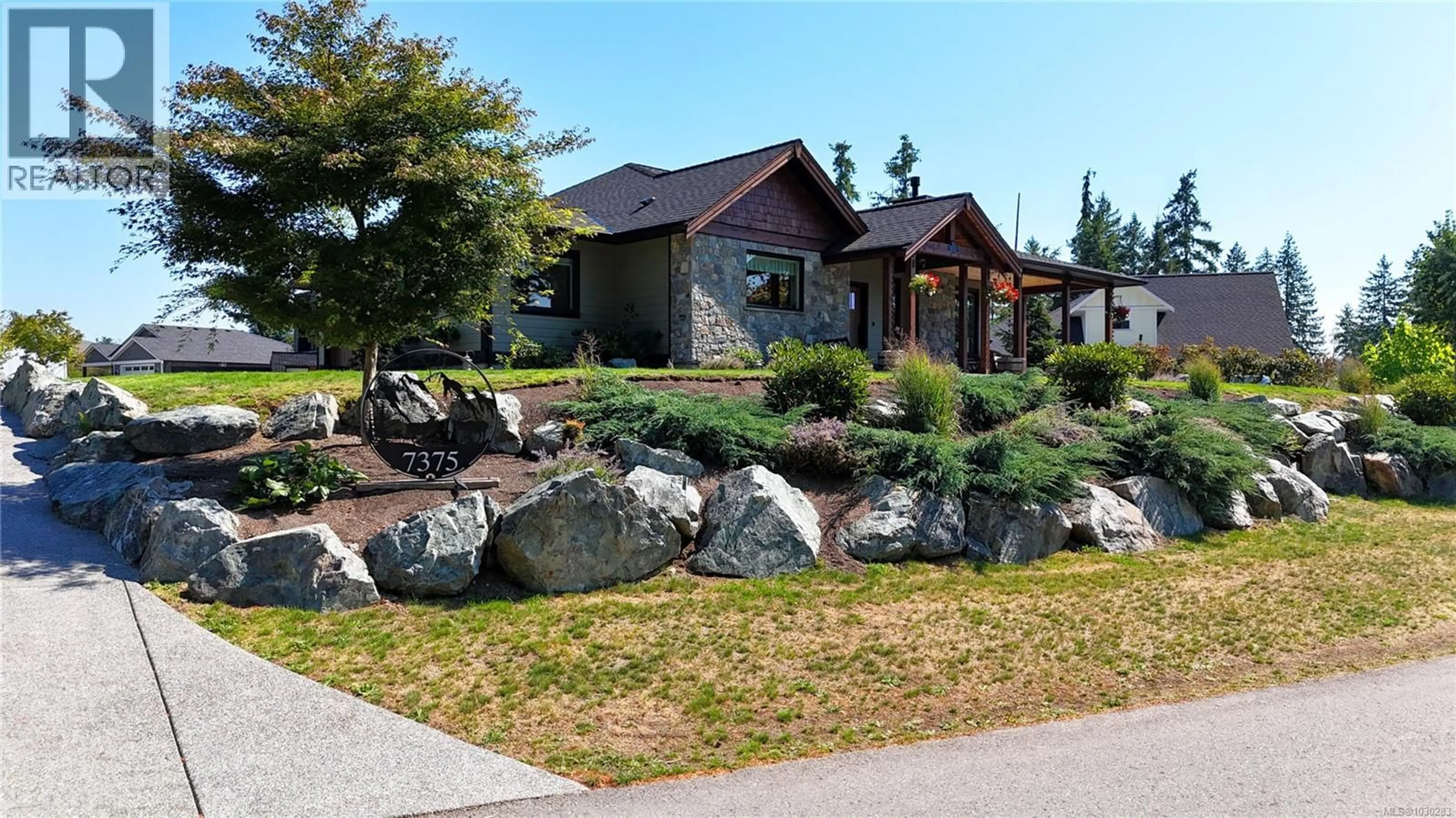 Patio, unknown for 7375 LAKEFRONT DRIVE, Lake Cowichan British Columbia V0R2G1