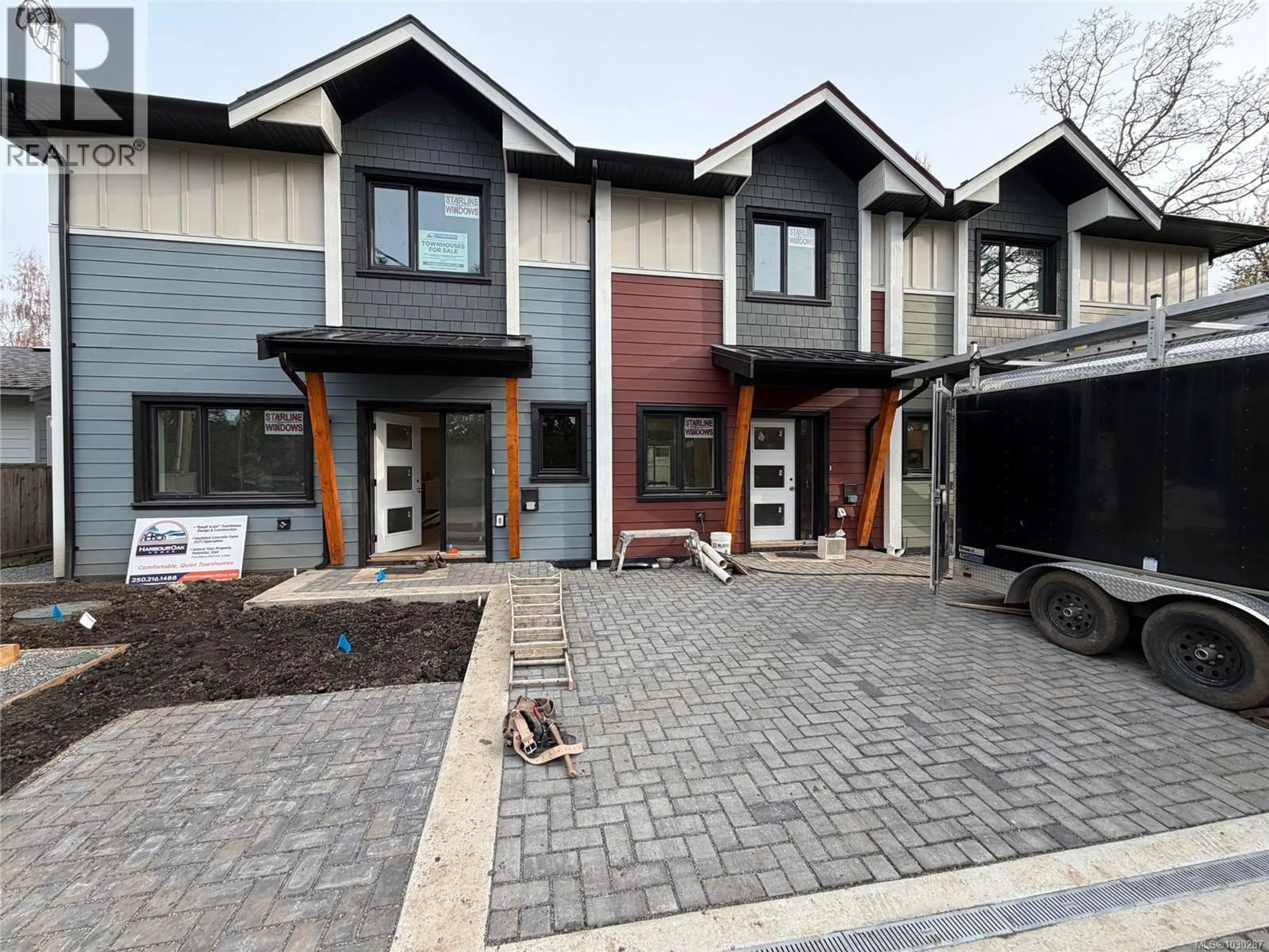 Home with brick exterior material, street for 3 - 1048 CLARKE ROAD, Central Saanich British Columbia V8M1C7