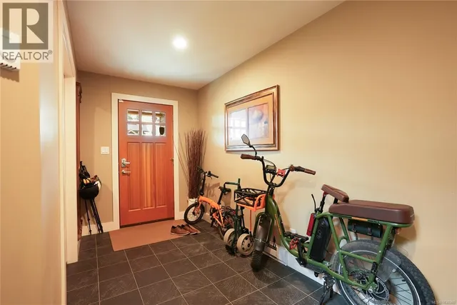 6978 BRAILSFORD PLACE, Sooke 3