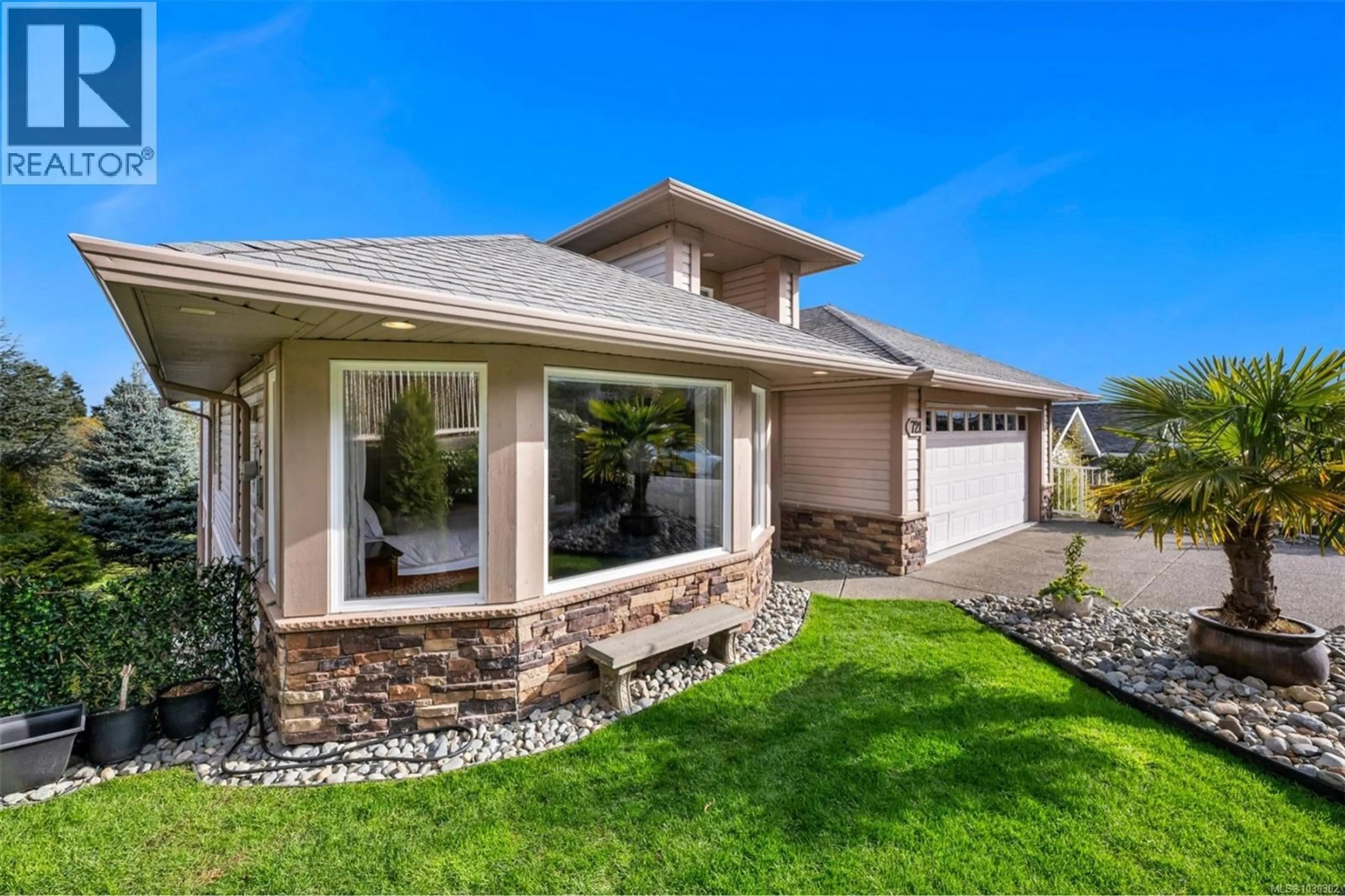 Home with vinyl exterior material, street for 721 COUNTRY CLUB DRIVE, Cobble Hill British Columbia V0R1L1