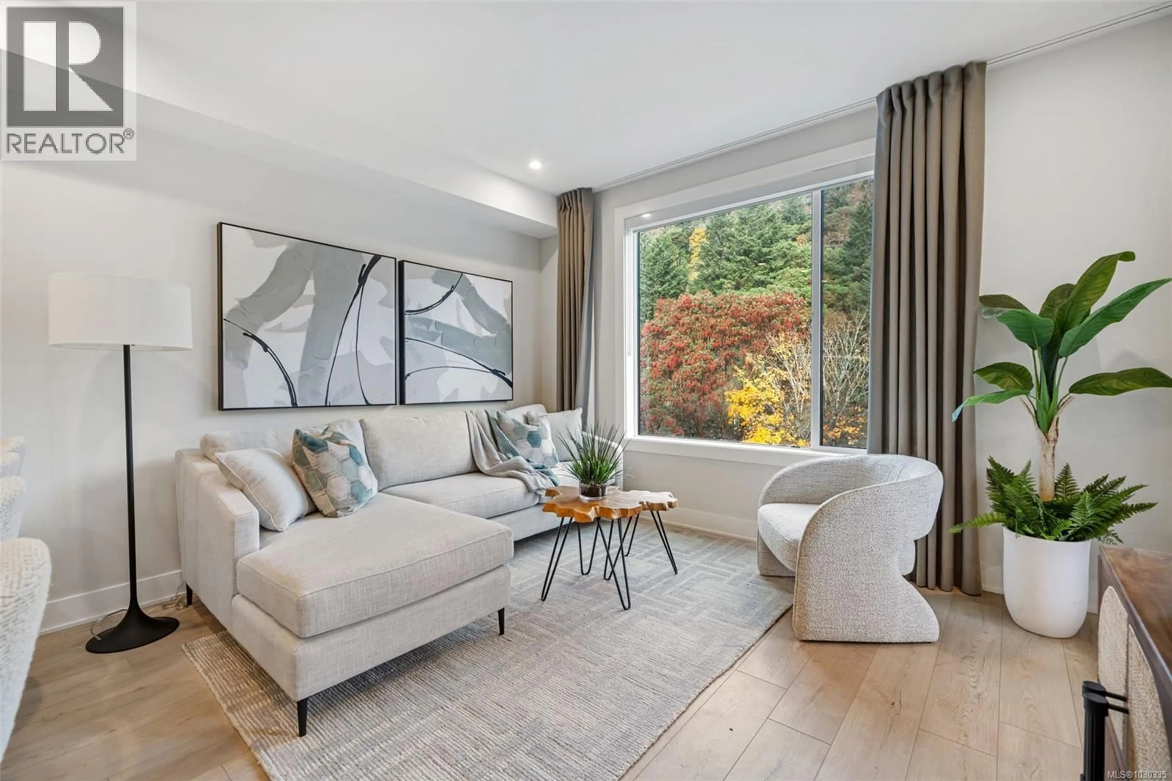 Living room with furniture, unknown for 309 - 1371 GOLDSTREAM AVENUE, Langford British Columbia V9B7B7