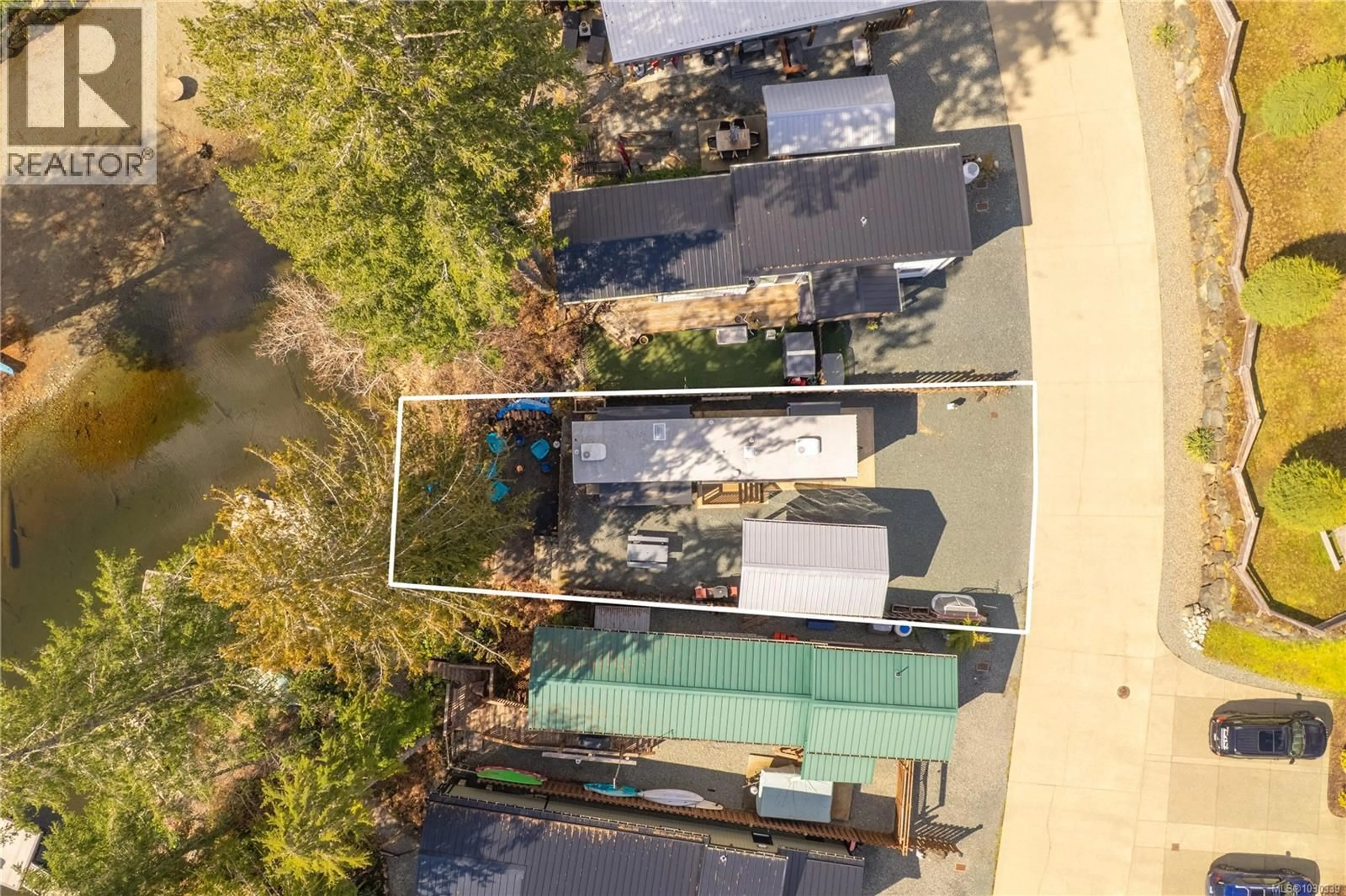 A pic from outside/outdoor area/front of a property/back of a property/a pic from drone, city buildings view from balcony for 23 - 10750 CENTRAL LAKE ROAD, Port Alberni British Columbia V9Y8Z2