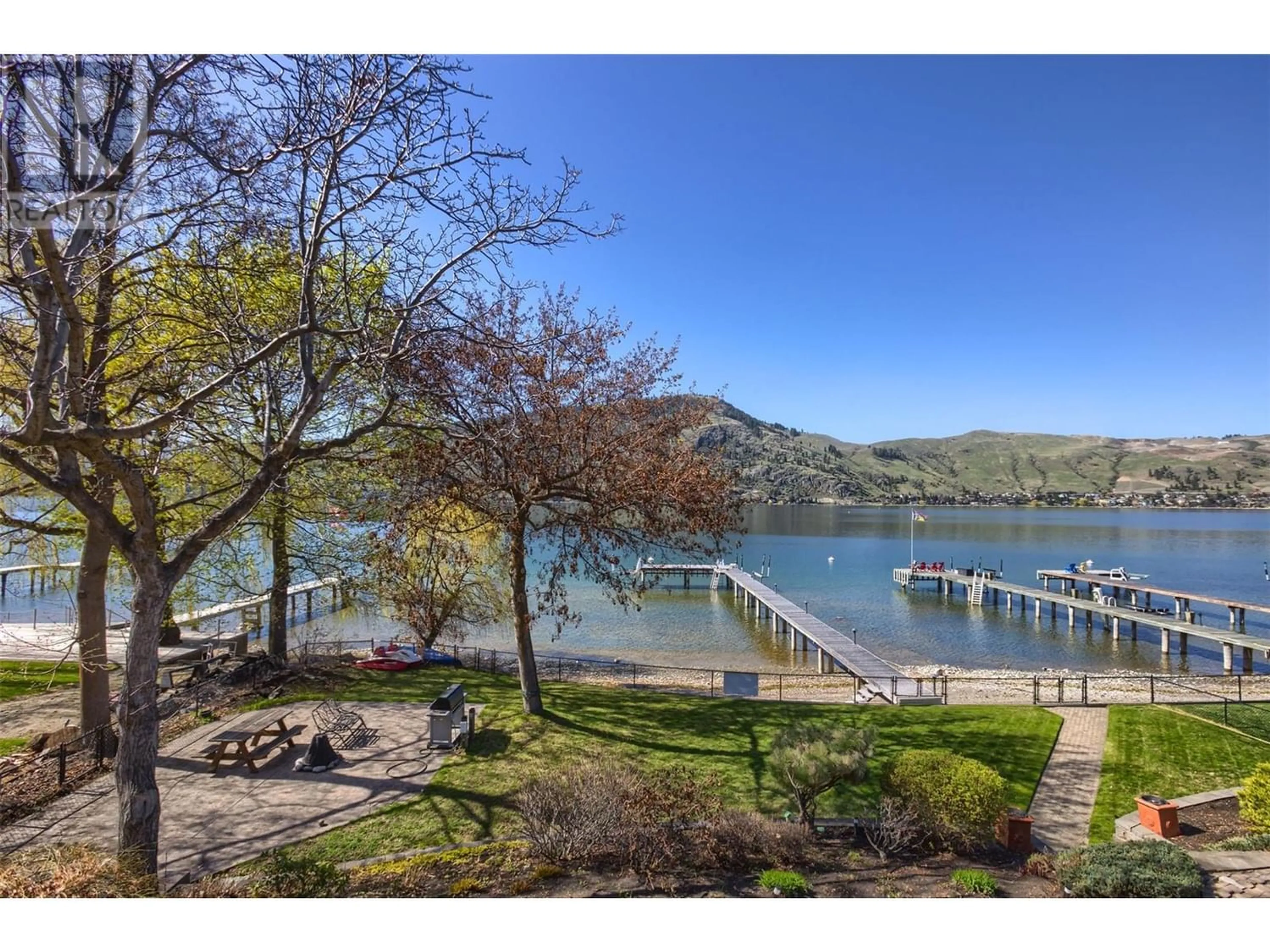 Lakeview for 8349 Okanagan Landing Road, Vernon British Columbia V1H1J5