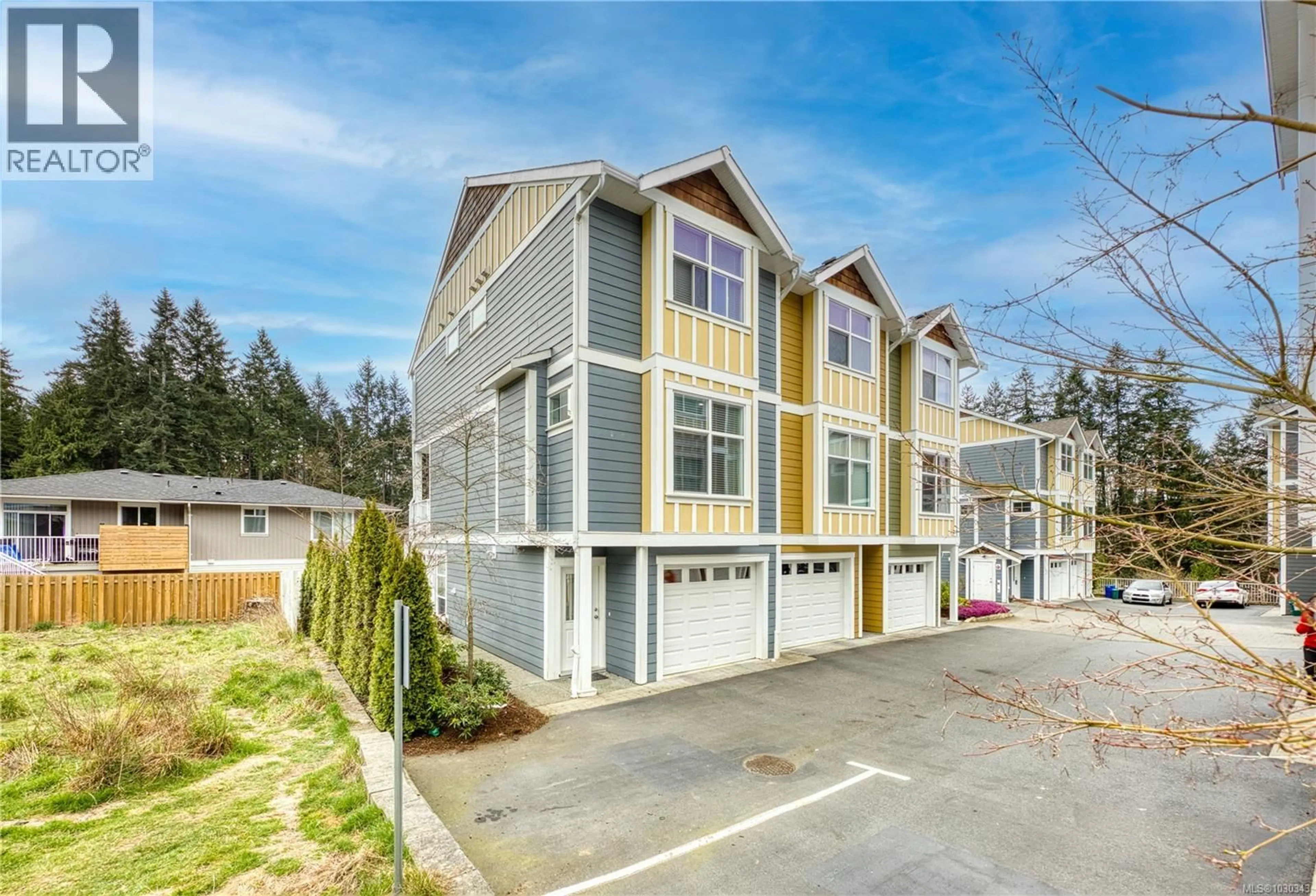 Home with vinyl exterior material, street for 135 - 6057 DOUMONT ROAD, Nanaimo British Columbia V9T0G3