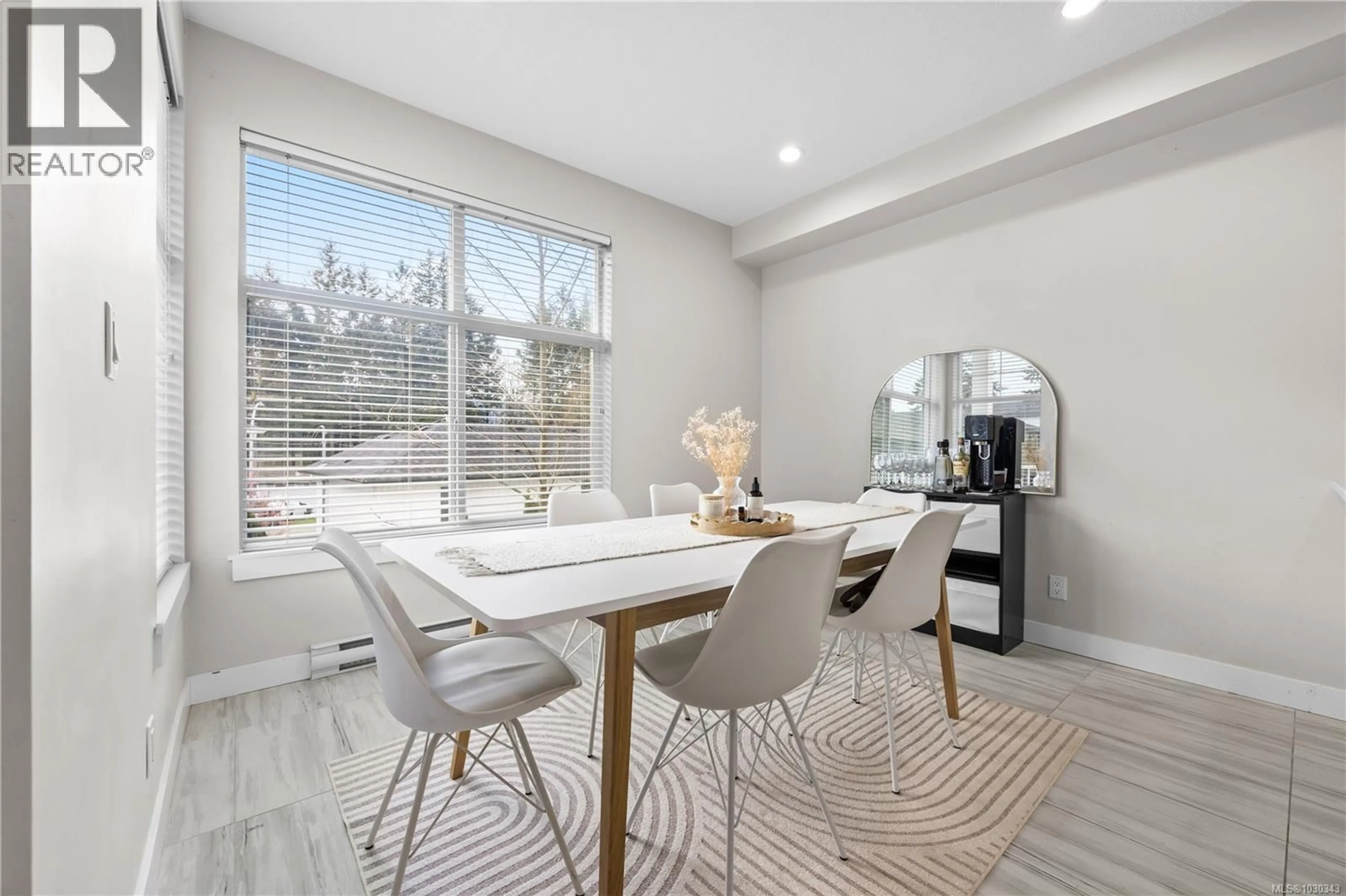 Dining room, ceramic/tile floor for 135 - 6057 DOUMONT ROAD, Nanaimo British Columbia V9T0G3