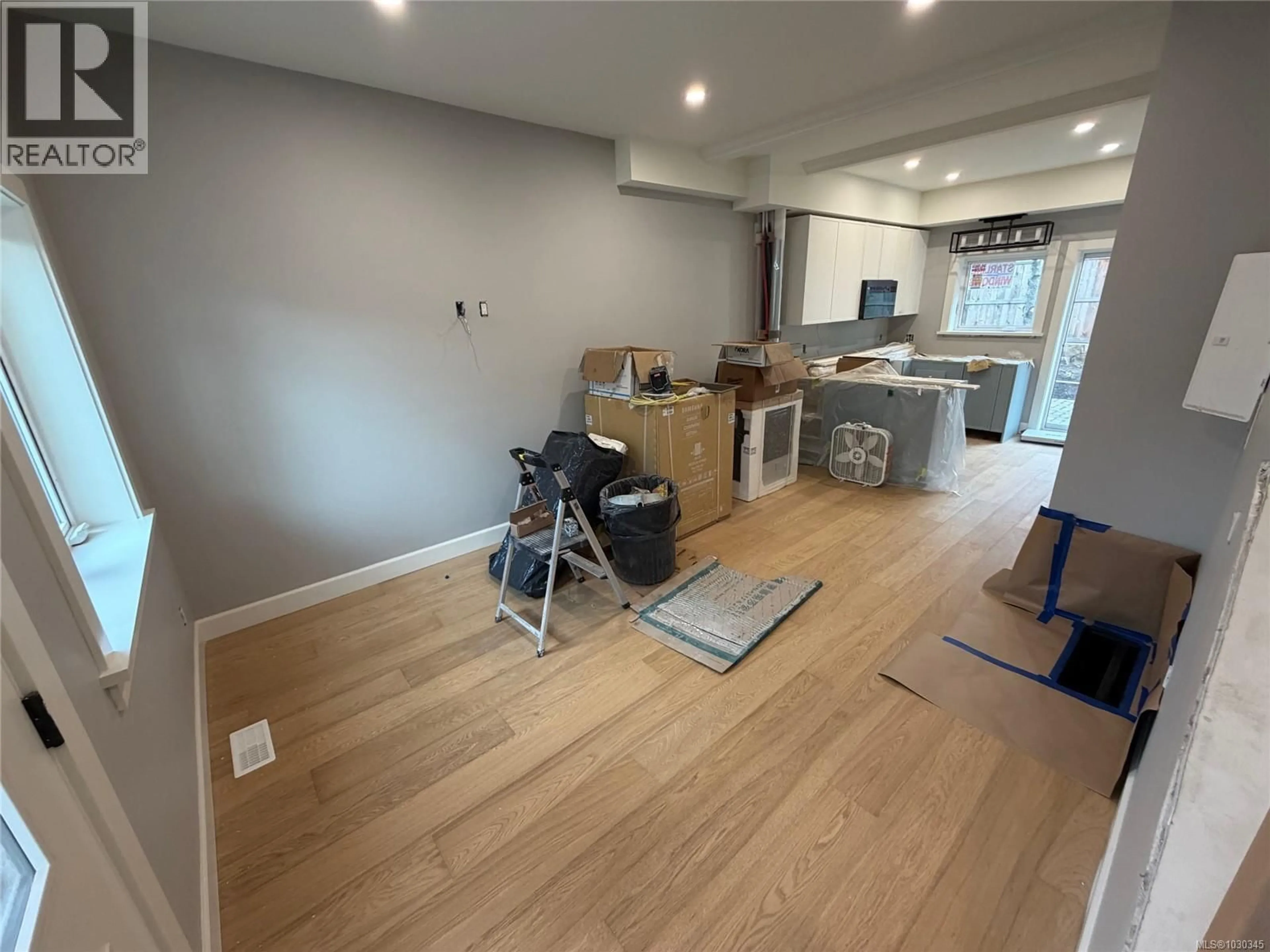 Unknown for 2 - 1048 CLARKE ROAD, Central Saanich British Columbia V8M1C7