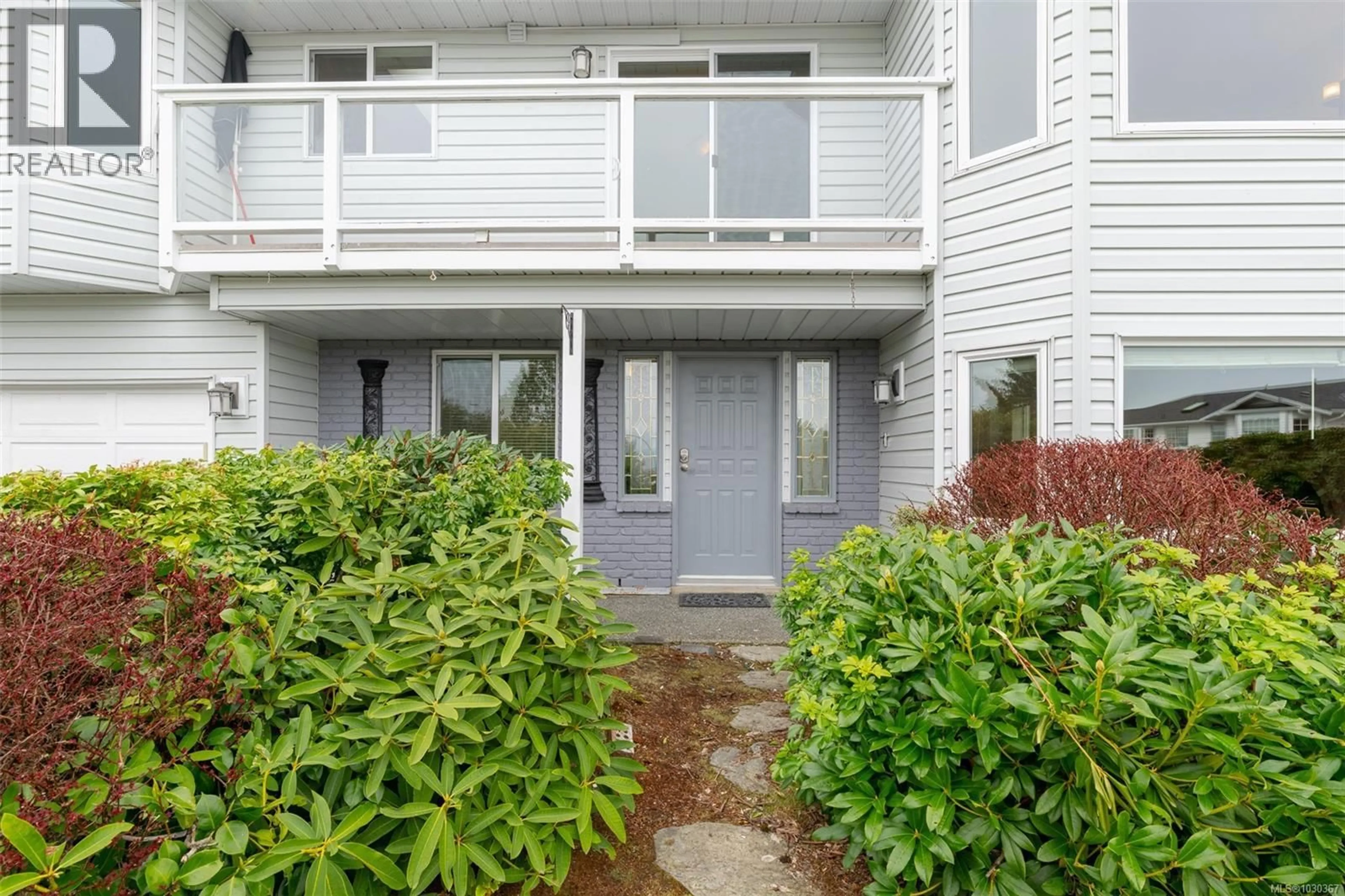 Patio, street for 114 NONA PLACE, Nanaimo British Columbia V9V1B6