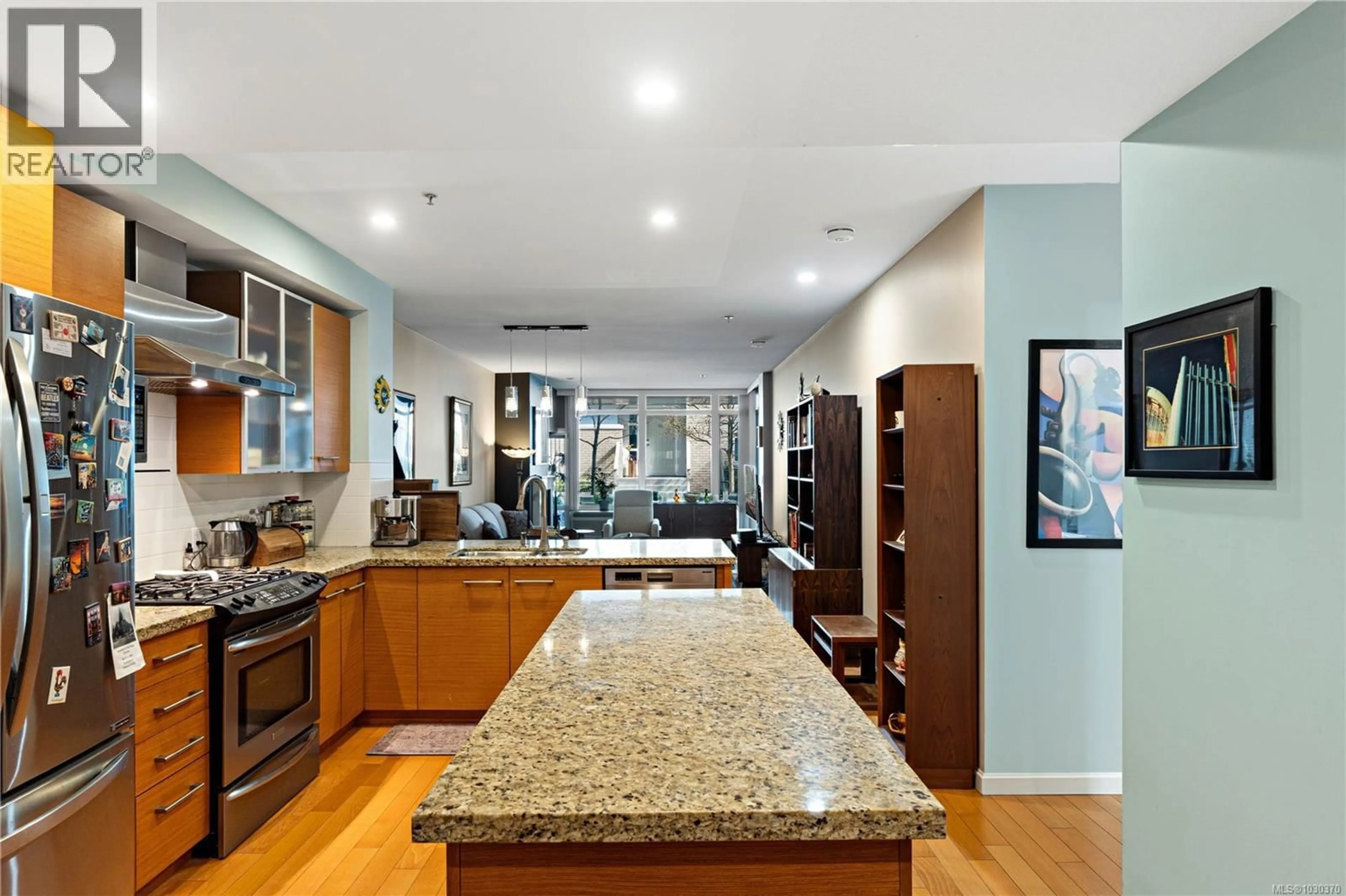 Open concept kitchen, ceramic/tile floor for C02 - 38 FRONT STREET, Nanaimo British Columbia V9R0B8