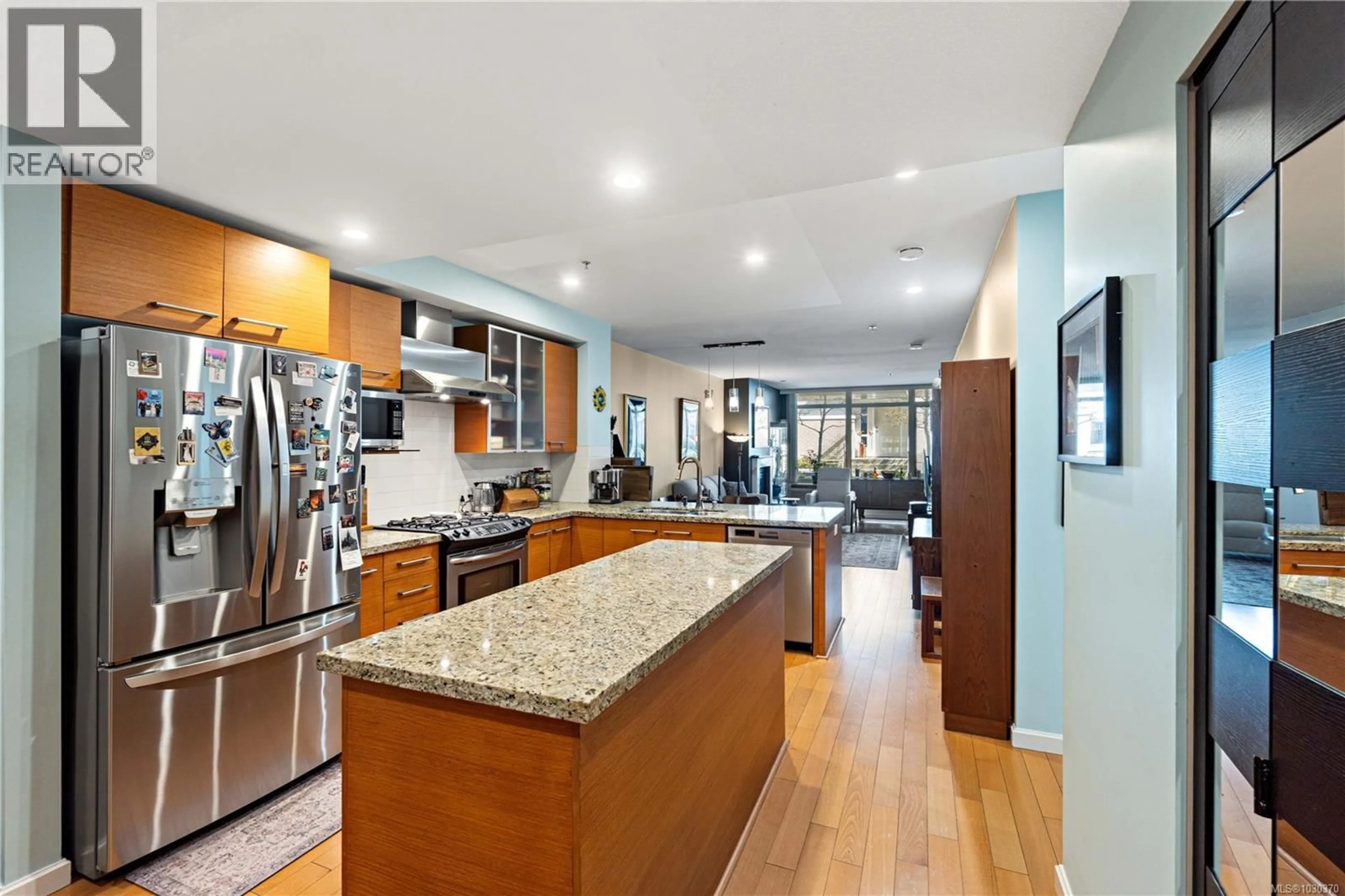 Open concept kitchen, ceramic/tile floor for C02 - 38 FRONT STREET, Nanaimo British Columbia V9R0B8