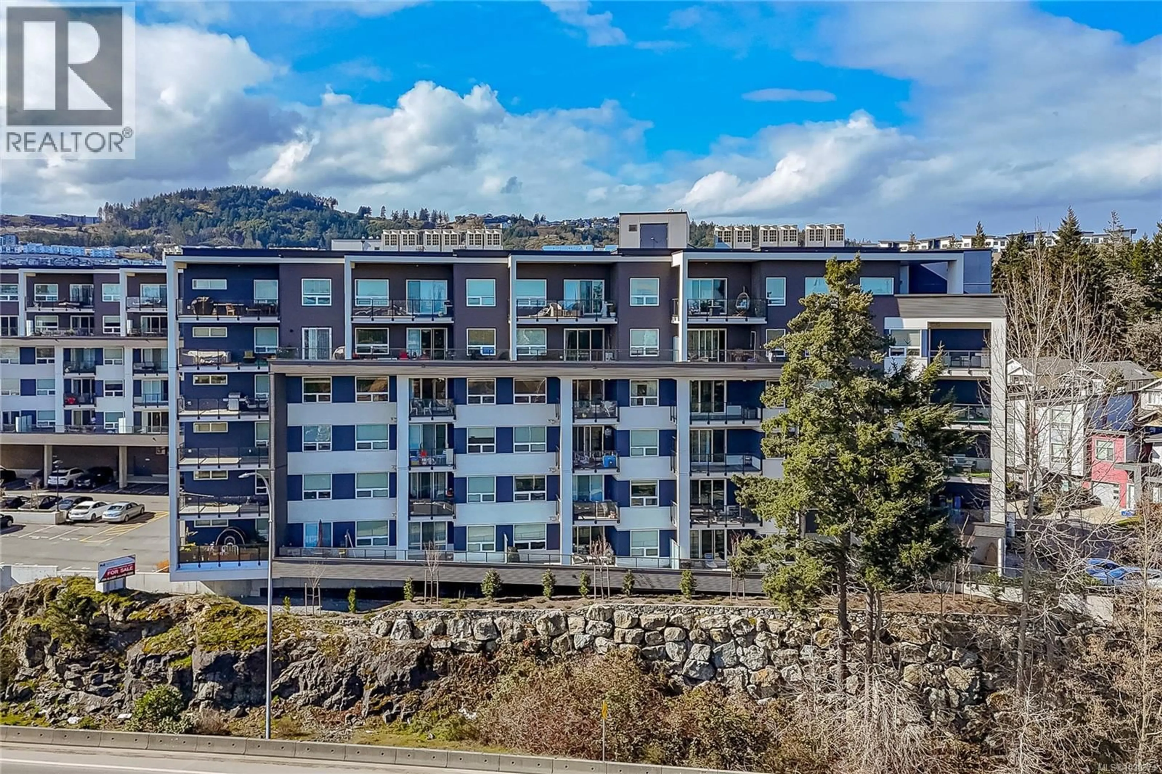 Balcony in the apartment, building for 403 - 958 PHAROAH MEWS, Langford British Columbia V9B7A1