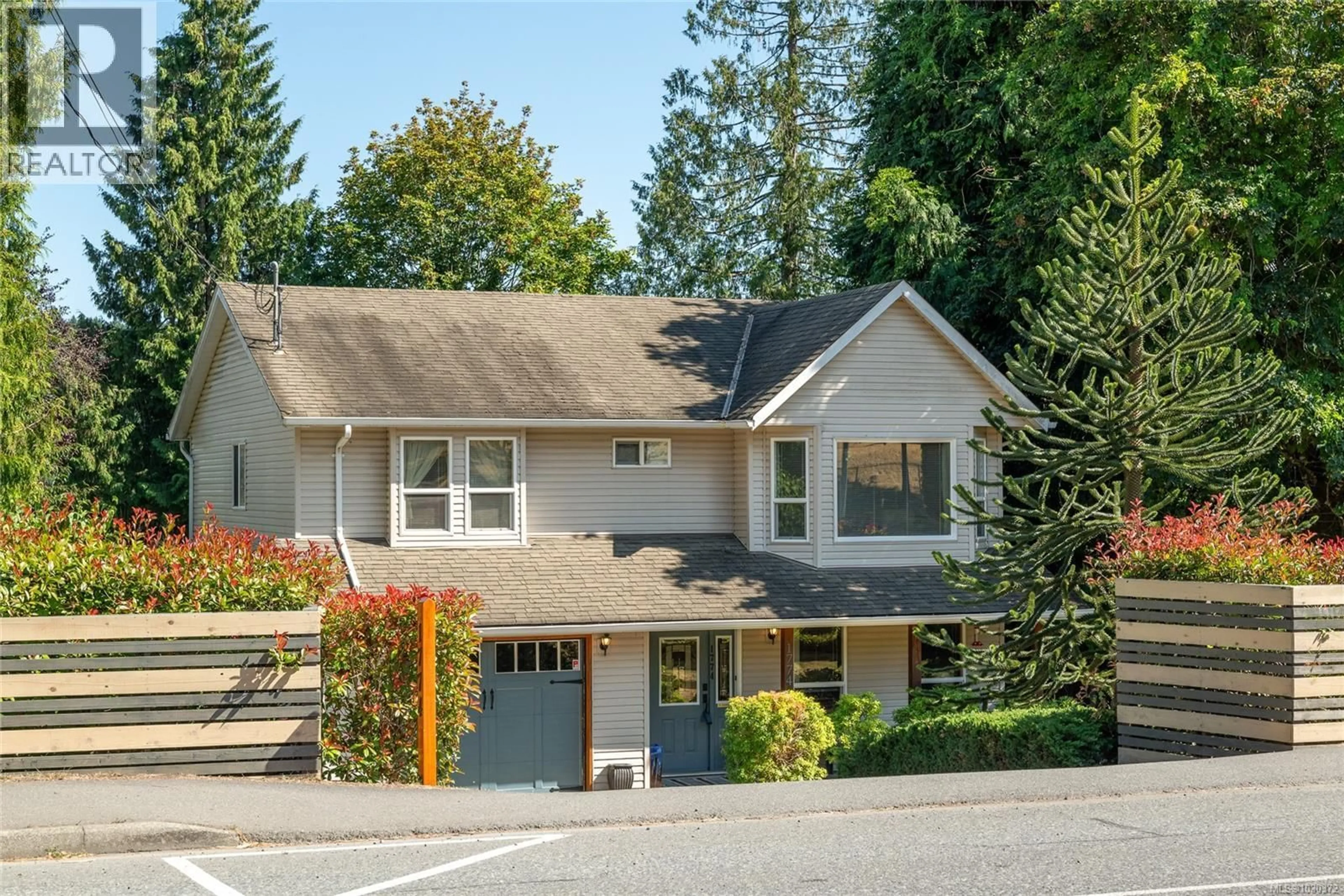 Home with vinyl exterior material, street for 1774 EXTENSION ROAD, Nanaimo British Columbia V9X1C9