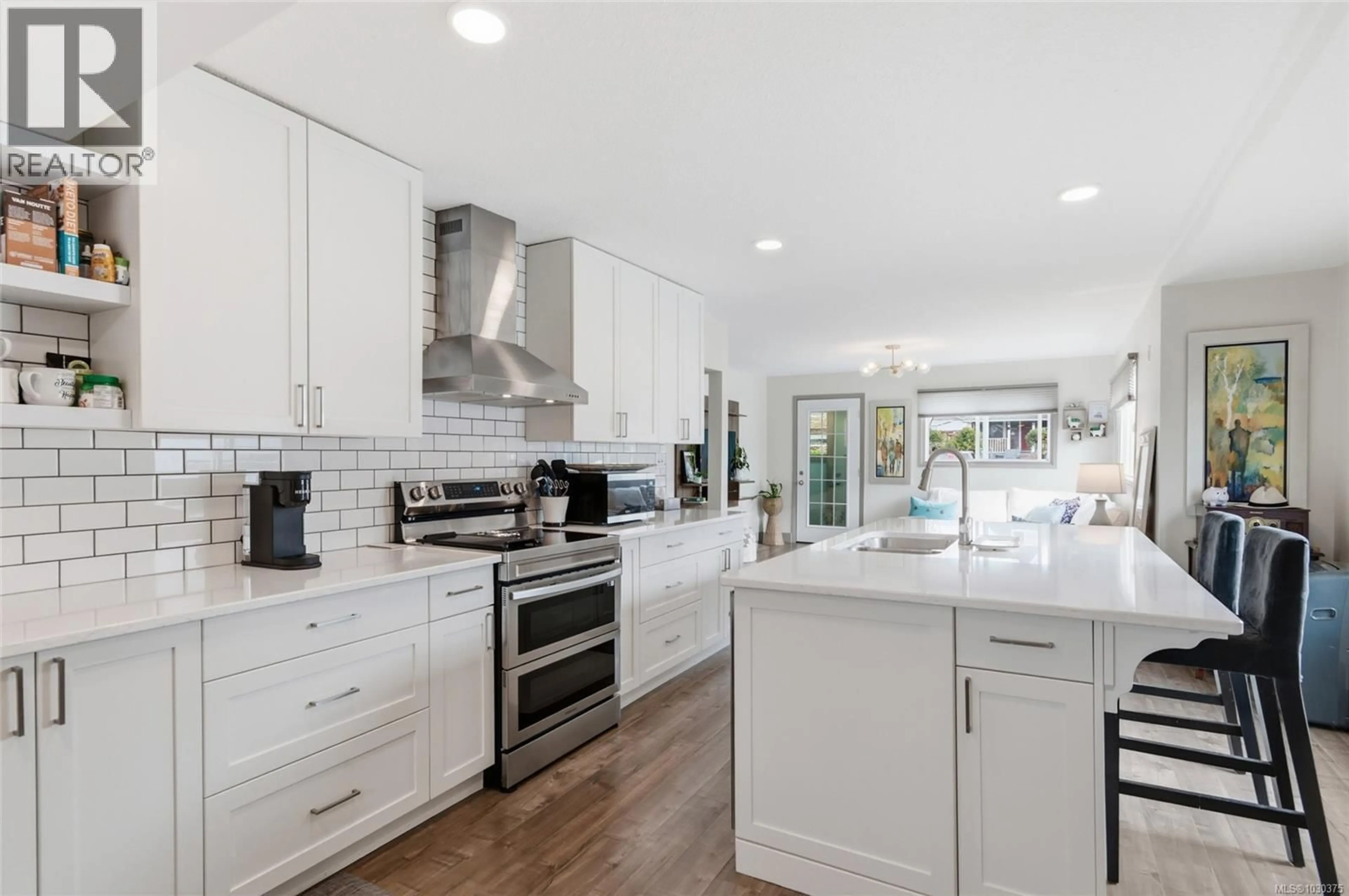 Open concept kitchen, ceramic/tile floor for 3832 7TH AVENUE, Port Alberni British Columbia V9Y4P2