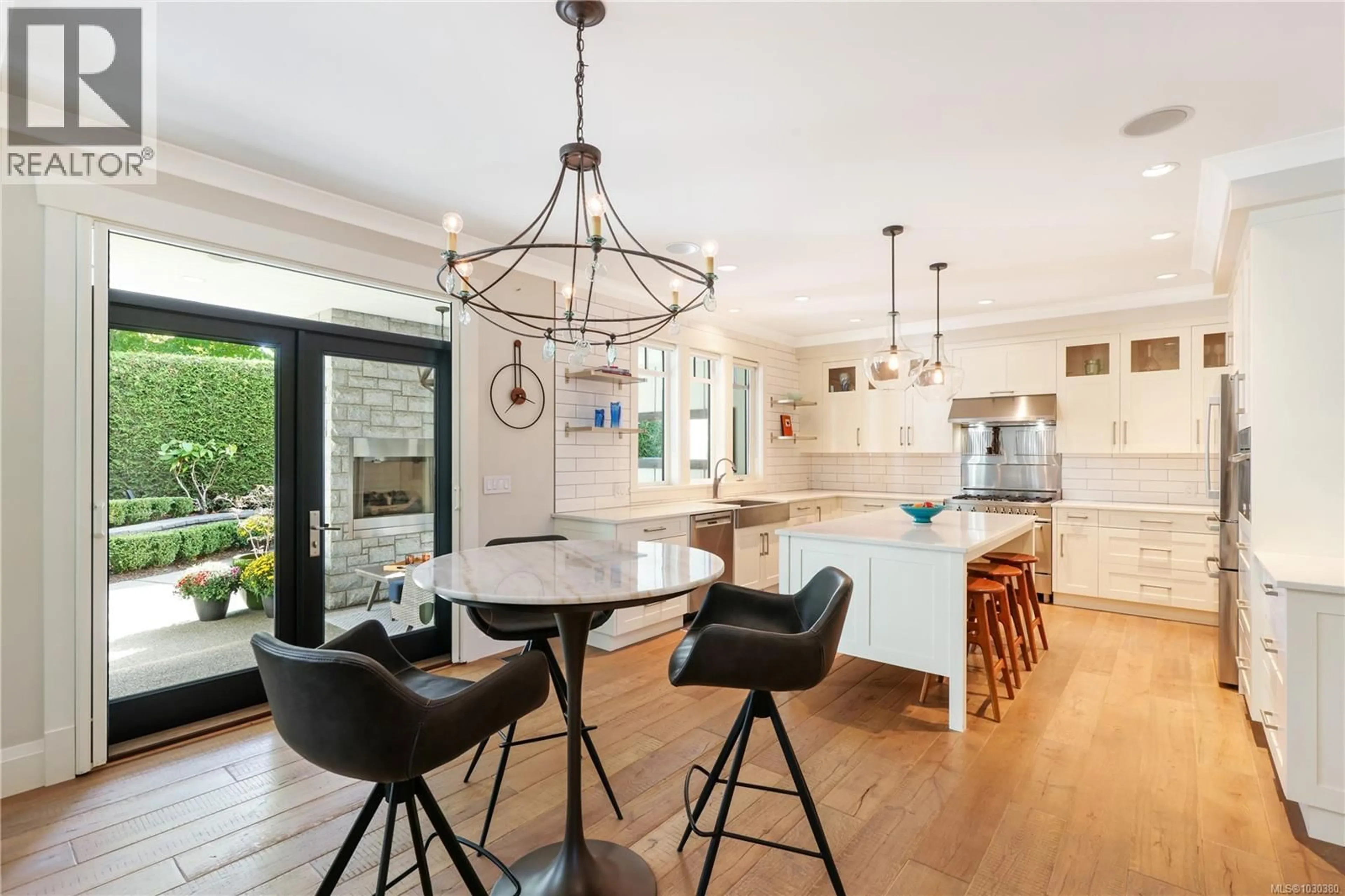 Open concept kitchen, unknown for 992 BLUFFS DRIVE, Qualicum Beach British Columbia V9K0A2