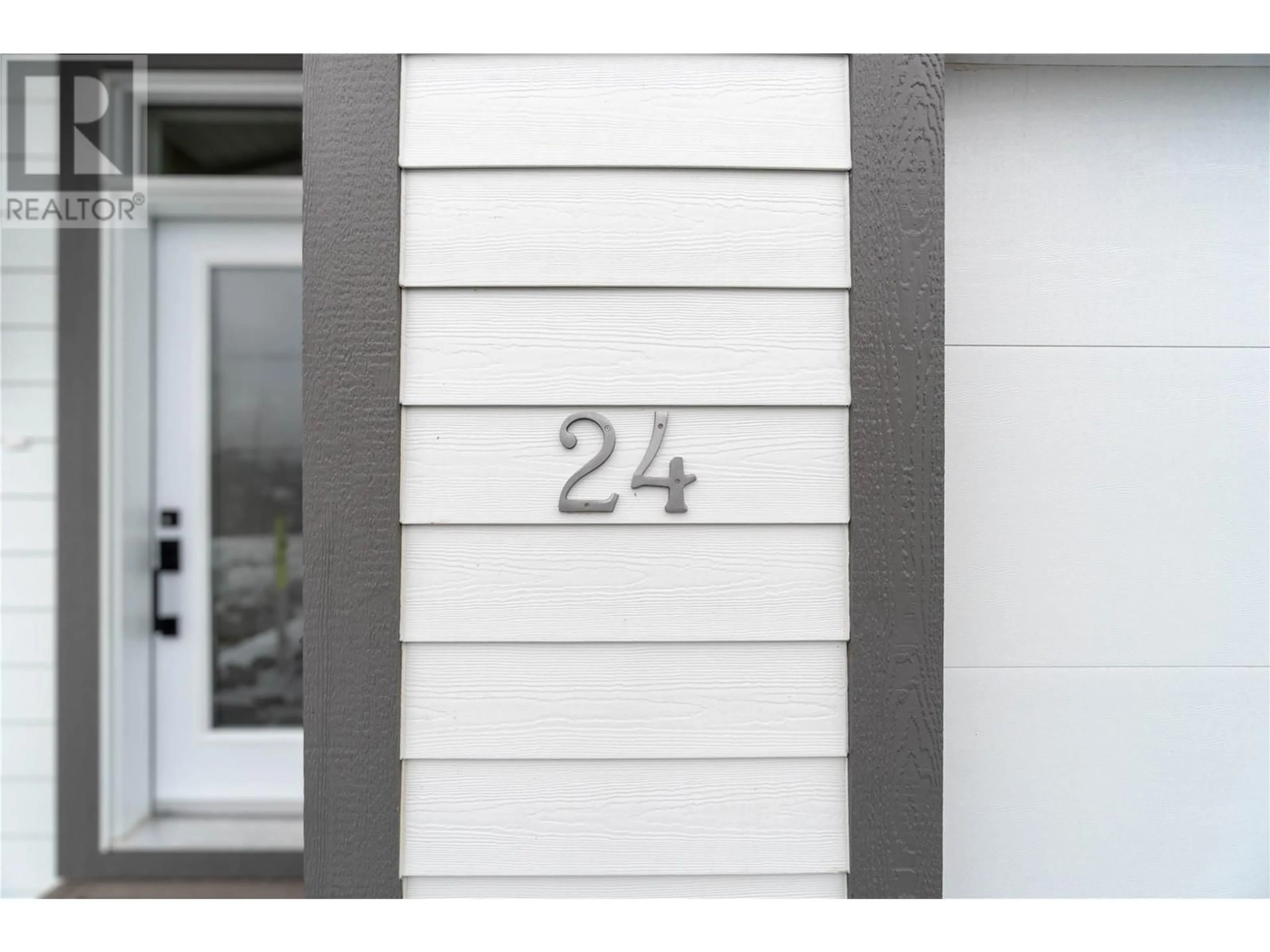Unknown for 24 - 1840 10 STREET SOUTHWEST, Salmon Arm British Columbia V1E1Z7