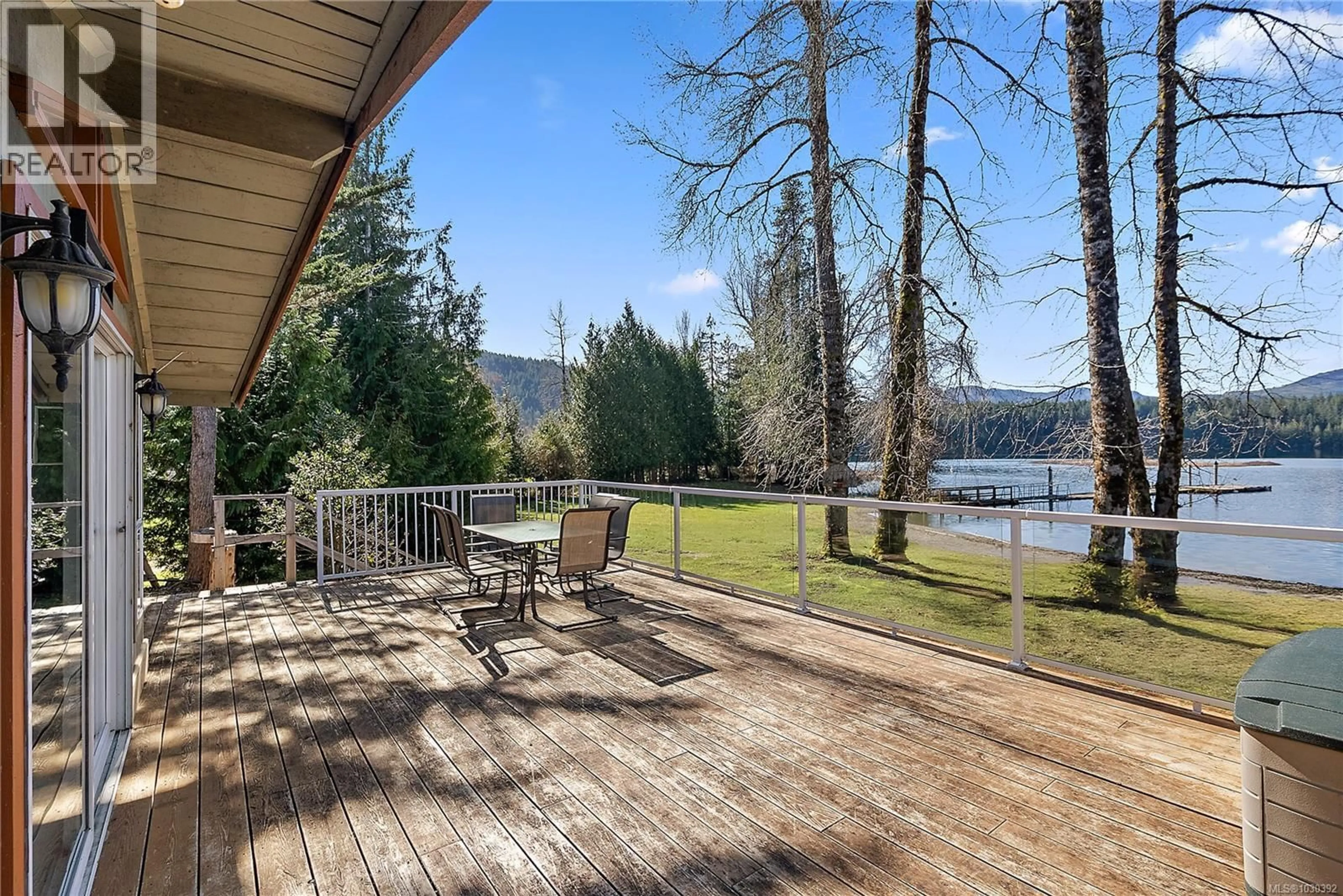 Patio, water/lake/river/ocean view for 7302 PERI ROAD, Lake Cowichan British Columbia V0R2G1