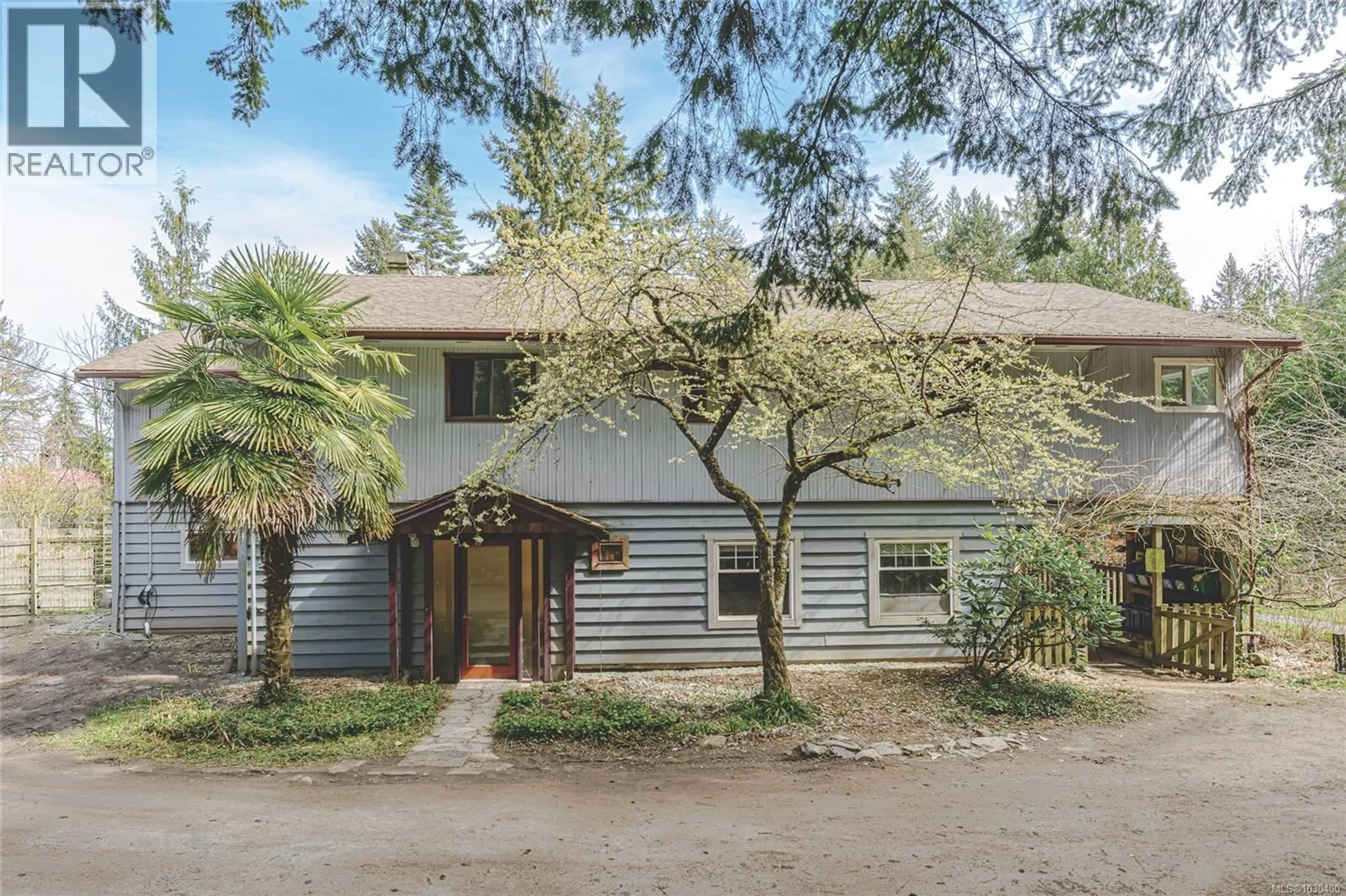 A pic from outside/outdoor area/front of a property/back of a property/a pic from drone, unknown for 821 FULFORD-GANGES ROAD, Salt Spring British Columbia V8K2G4