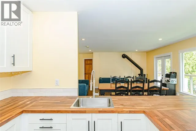 821 FULFORD-GANGES ROAD, Salt Spring 5