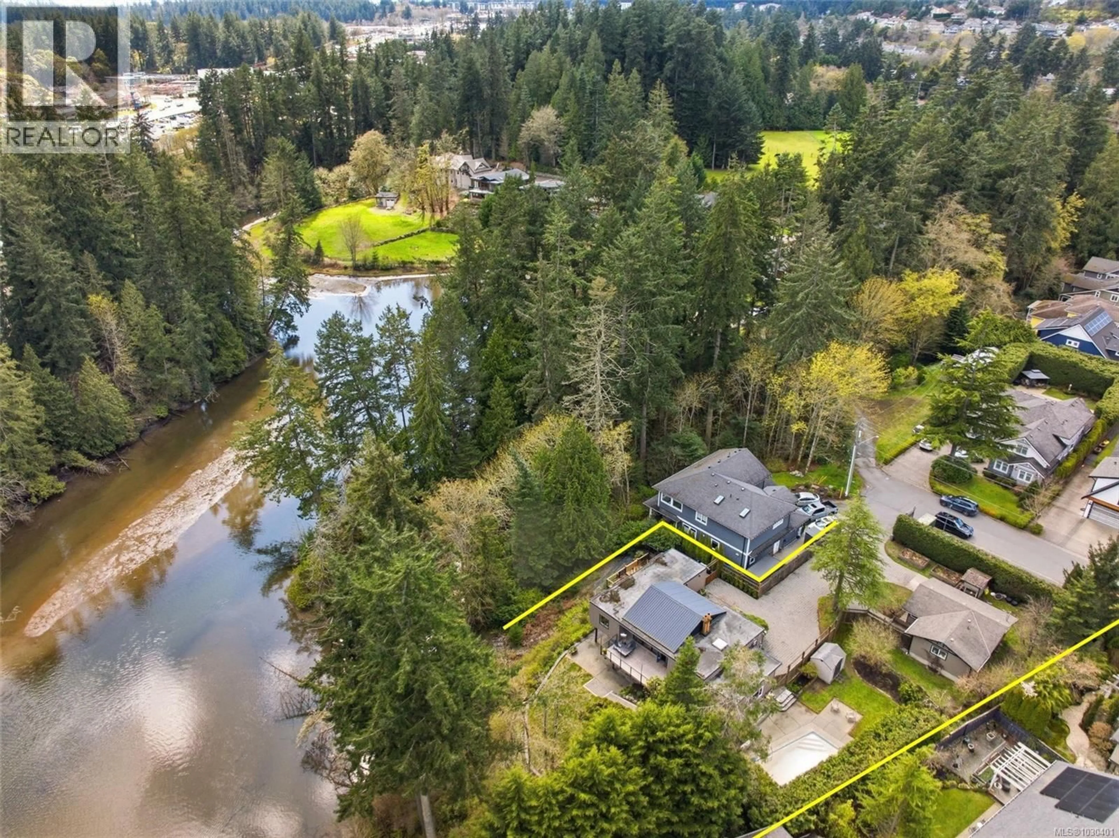 A pic from outside/outdoor area/front of a property/back of a property/a pic from drone, water/lake/river/ocean view for 107 PARSONS ROAD, View Royal British Columbia V9B3J8