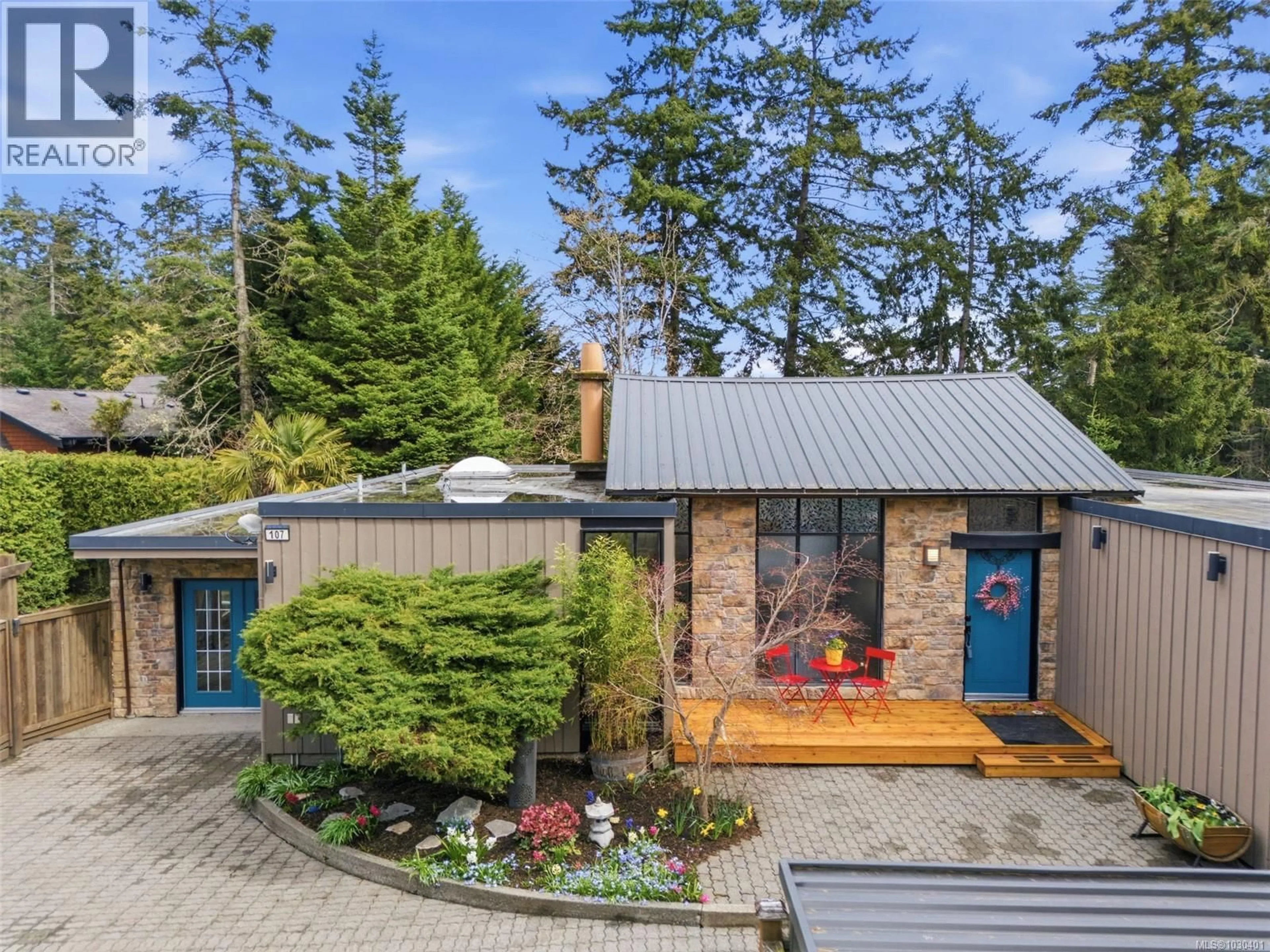 Home with brick exterior material, street for 107 PARSONS ROAD, View Royal British Columbia V9B3J8