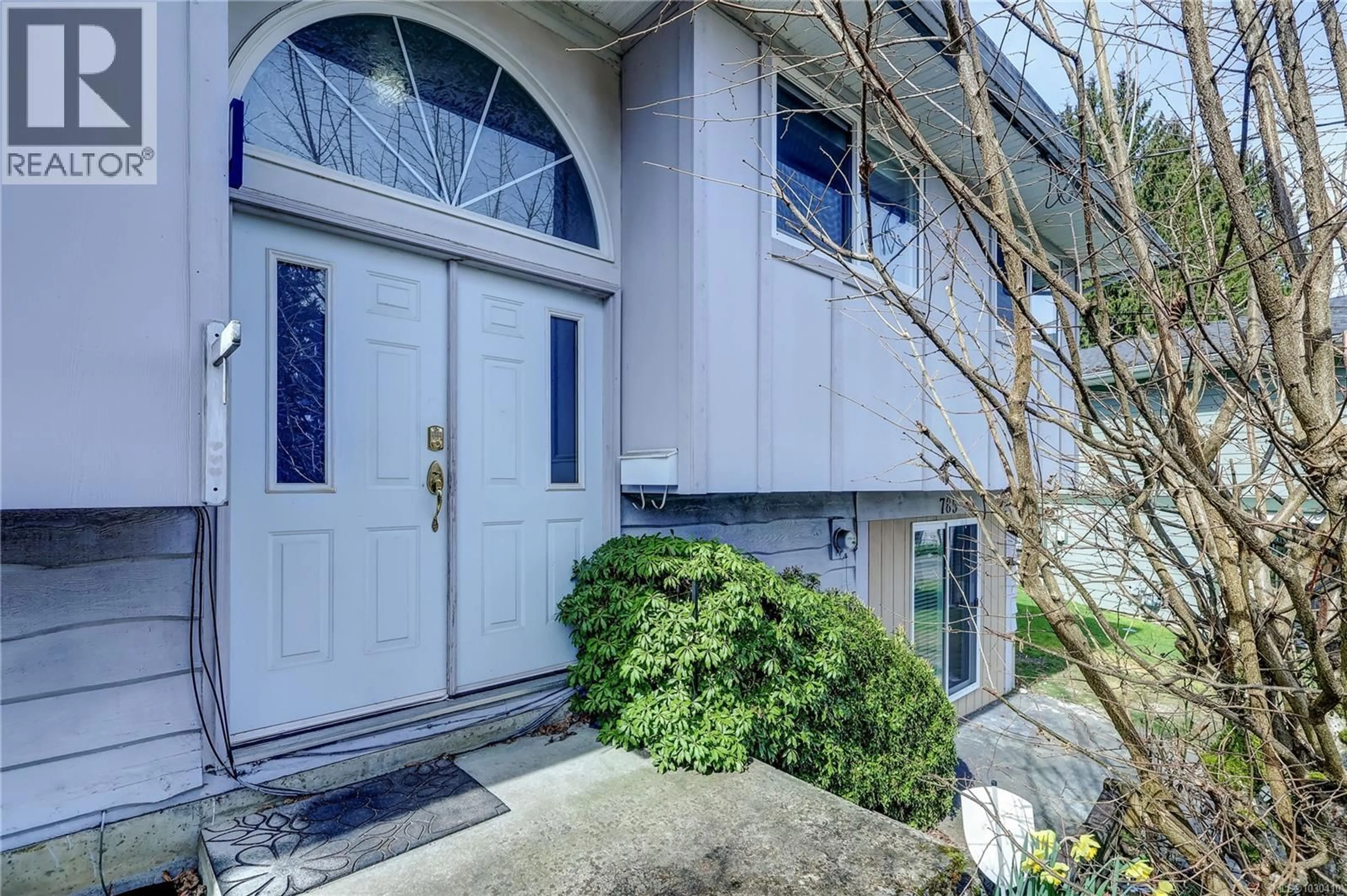 Indoor entryway for 785 PARKVIEW DRIVE, Nanaimo British Columbia V9R5T9