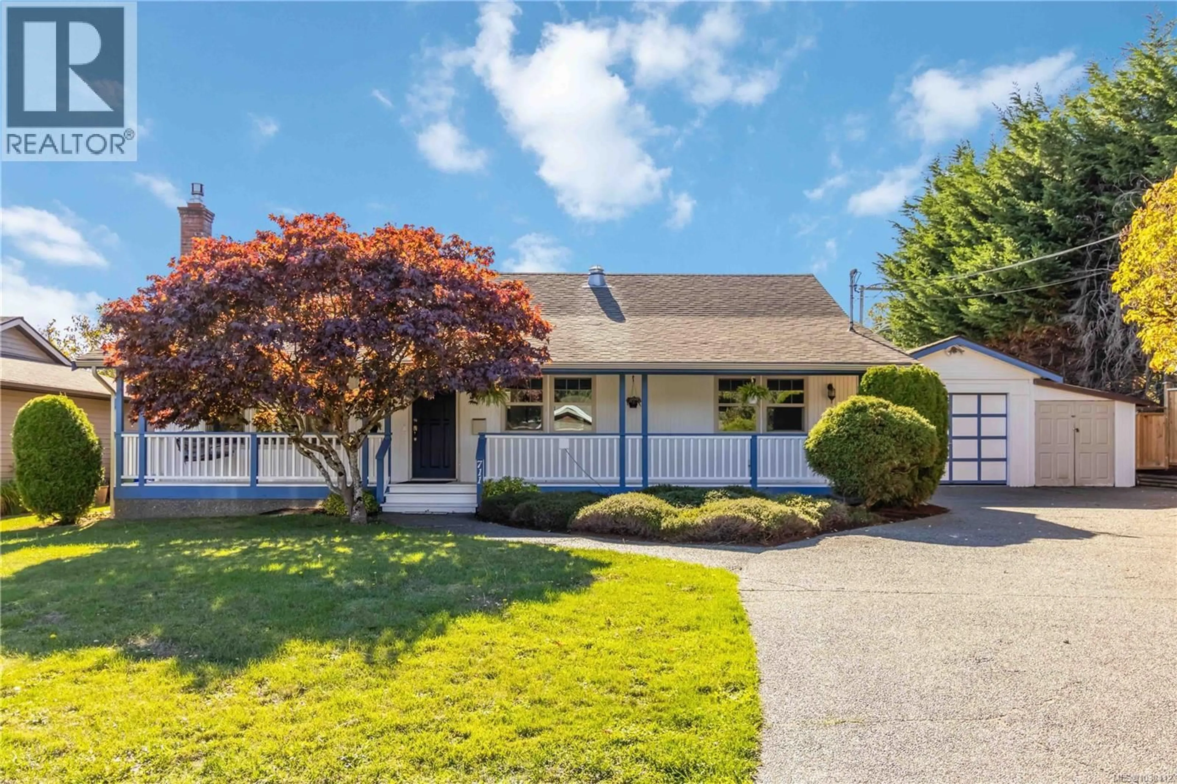 Home with vinyl exterior material, street for 711 MILLER AVENUE, Saanich British Columbia V8Z3C9