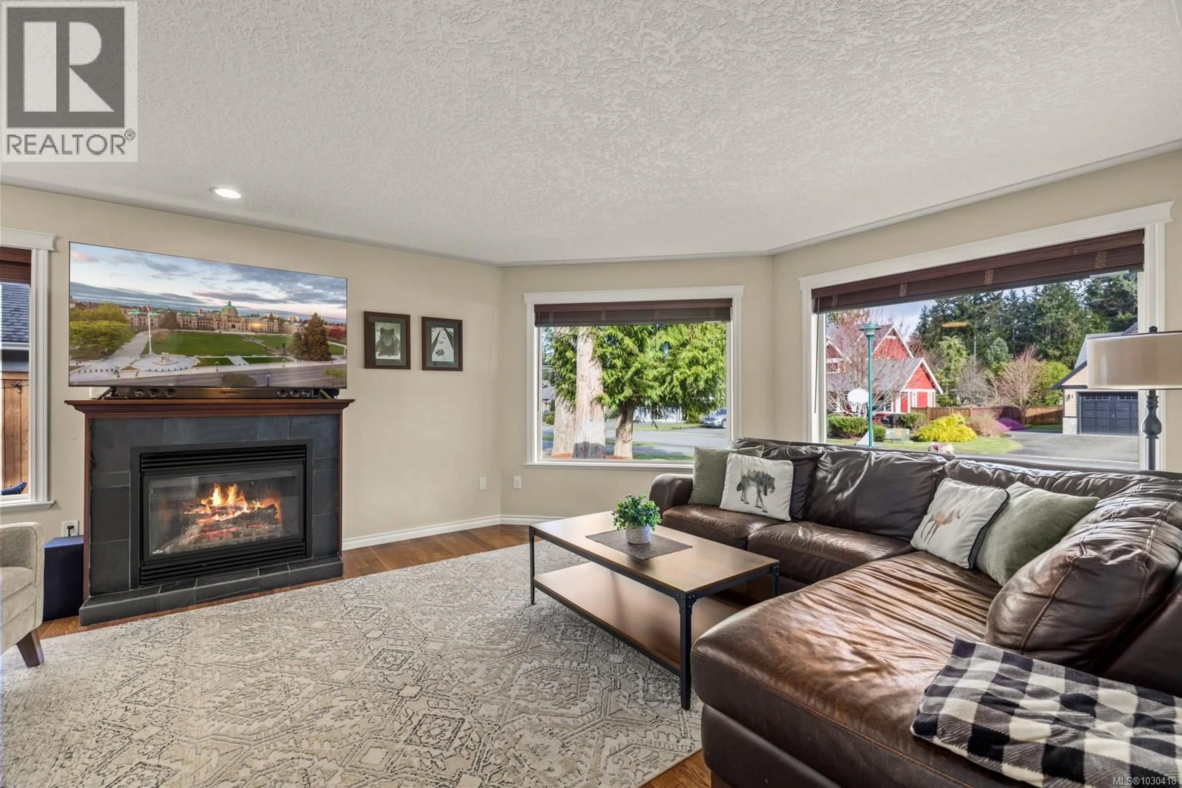 Living room with furniture, unknown for 1320 BONNER CRESCENT, Cobble Hill British Columbia V8H0K1