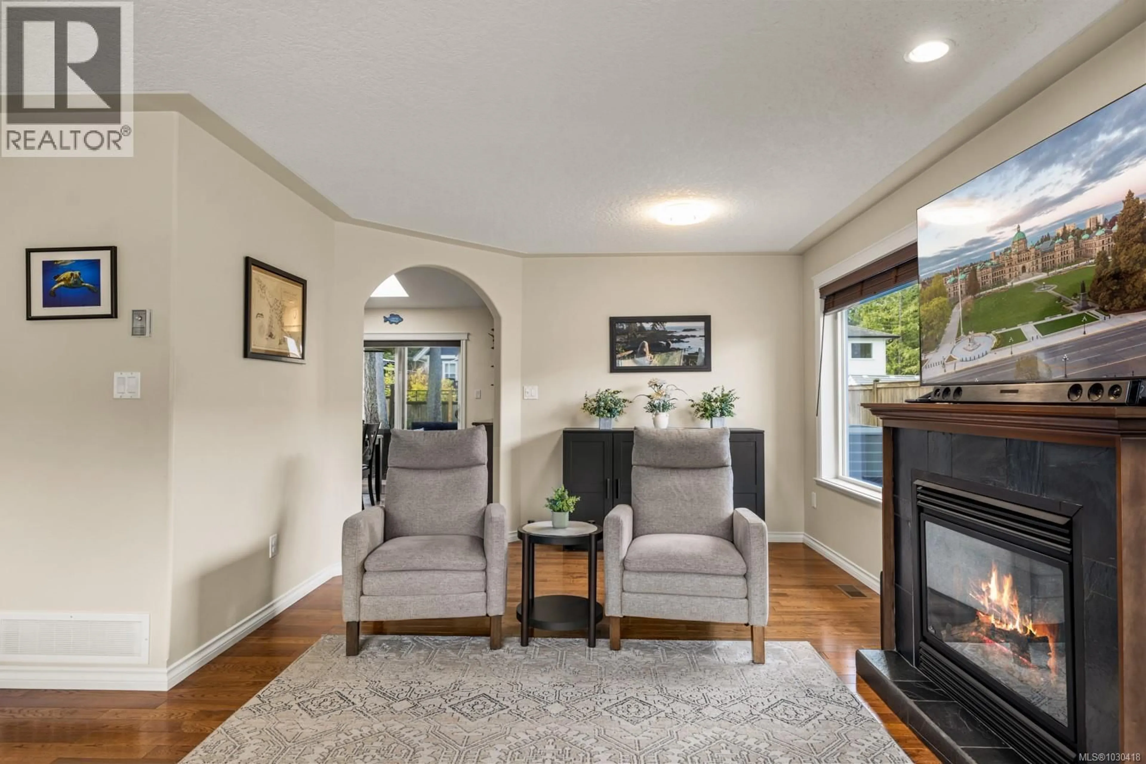 Living room with furniture, unknown for 1320 BONNER CRESCENT, Cobble Hill British Columbia V8H0K1