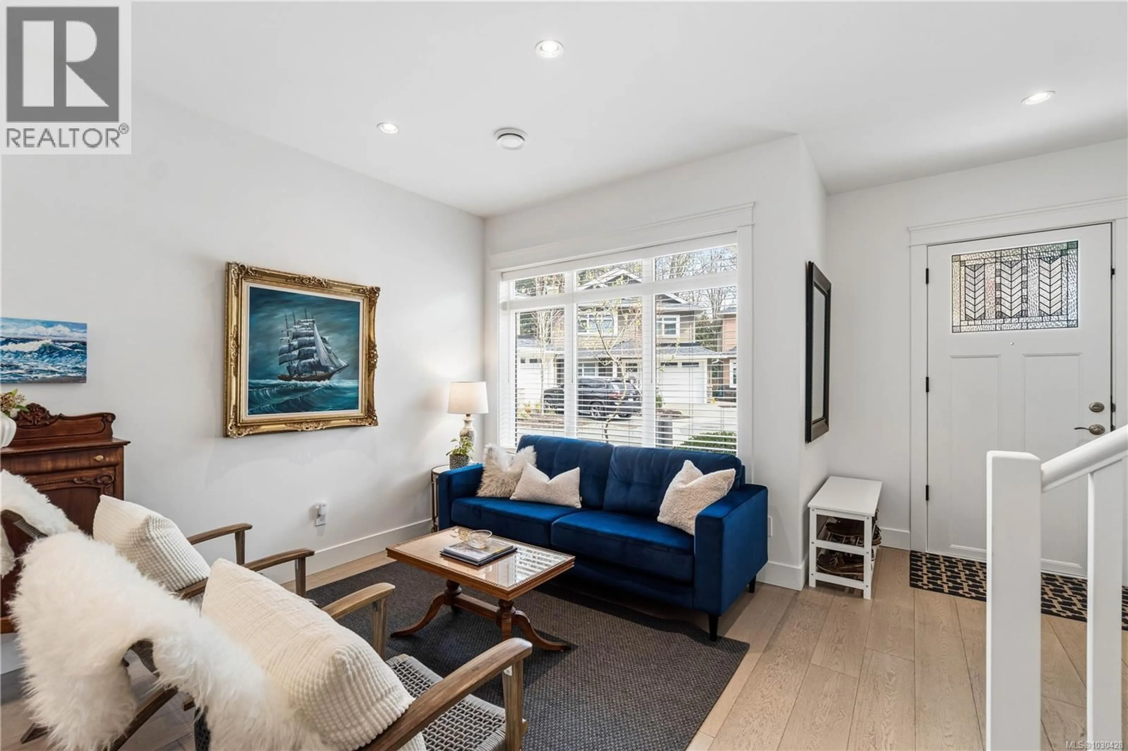 Living room with furniture, unknown for 112 - 5160 HAMMOND BAY ROAD, Nanaimo British Columbia V9T5B5