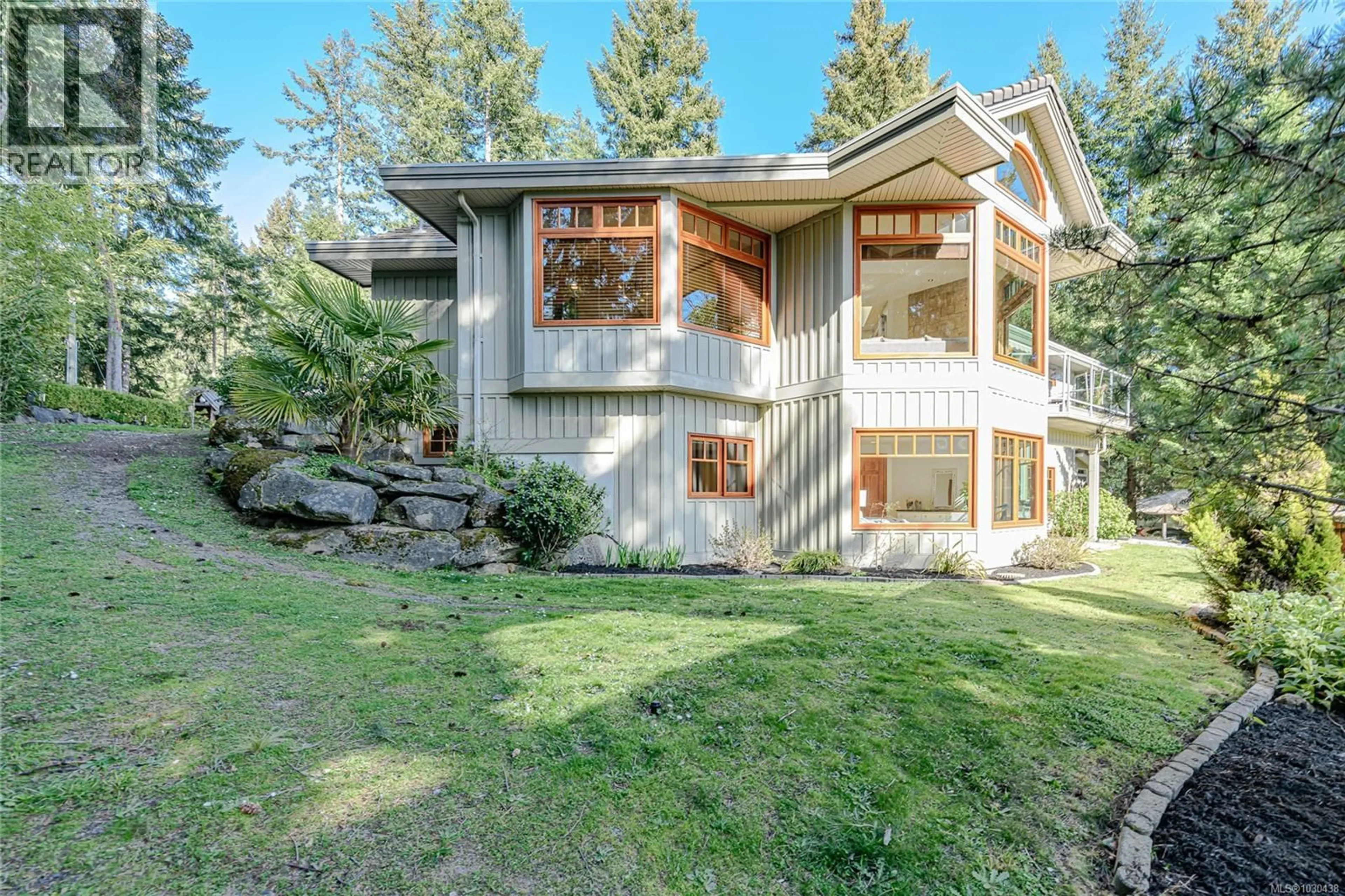 Home with vinyl exterior material, unknown for 119 QUAIL CRESCENT, Salt Spring British Columbia V8K2G4