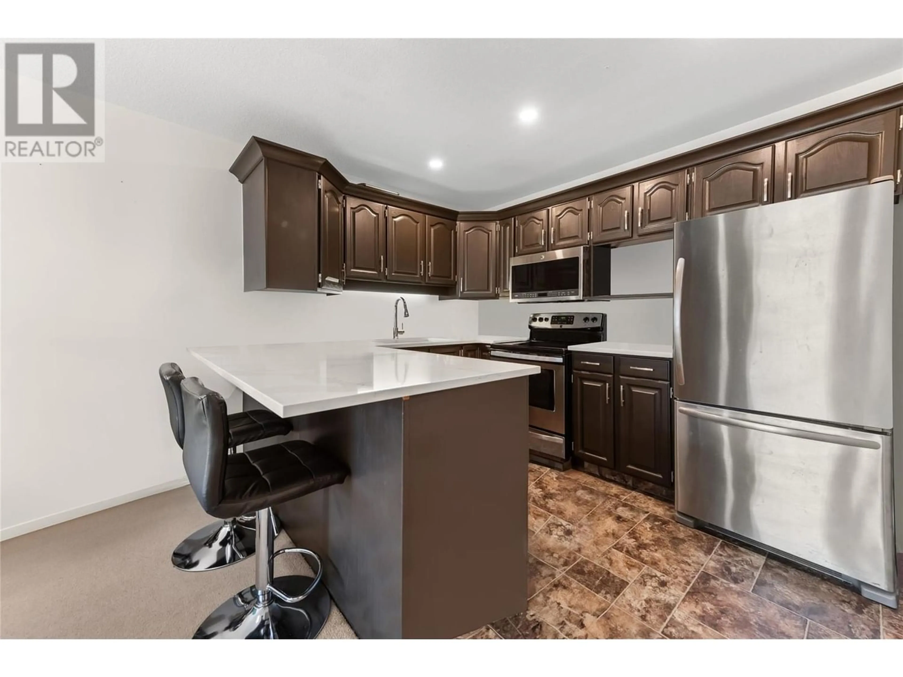 Standard kitchen for 6840 89TH Street Unit# 207, Osoyoos British Columbia V0H1V0