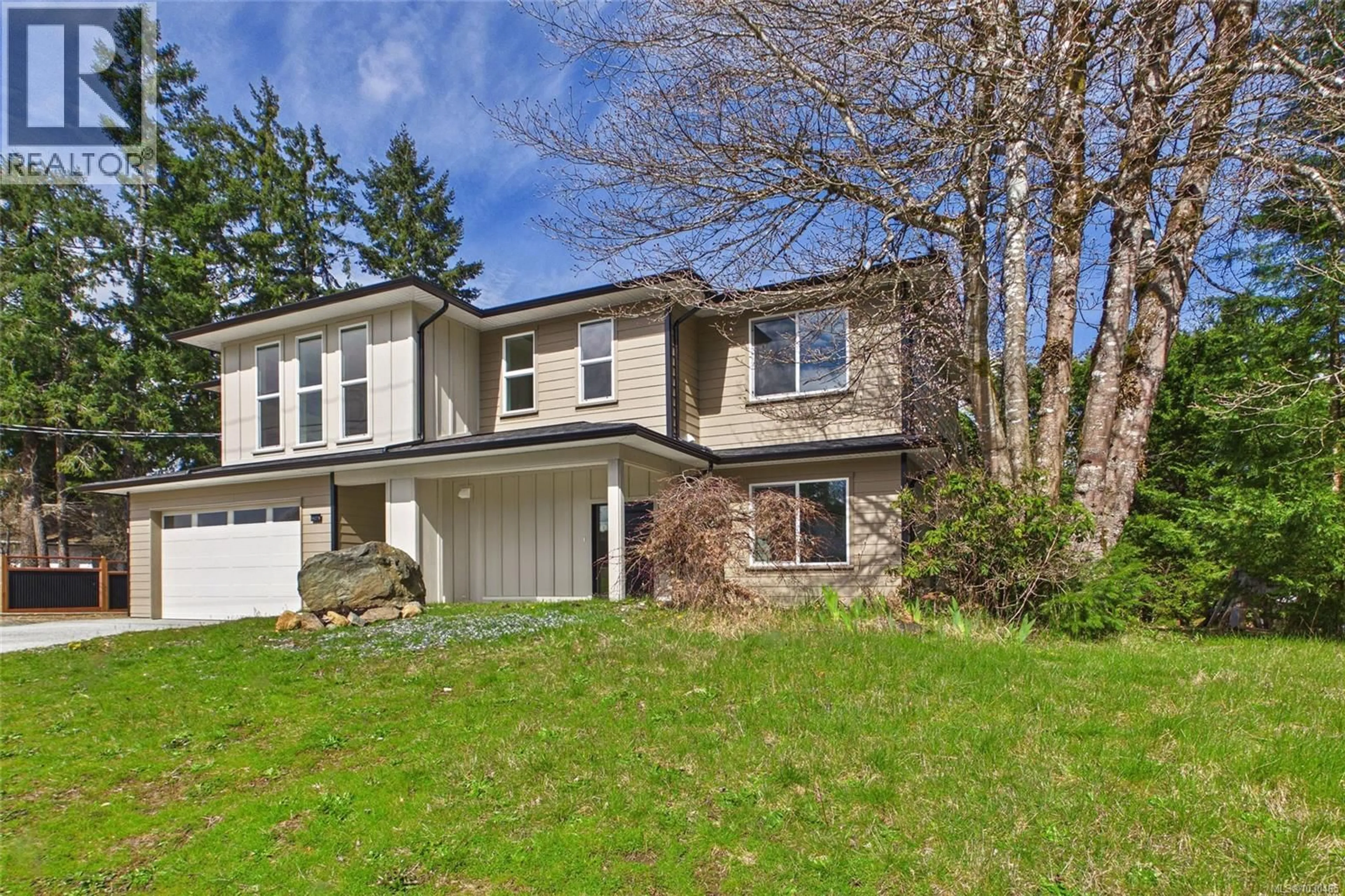 Home with vinyl exterior material, street for 3521 HASLAM LANE, Port Alberni British Columbia V9Y7Z5