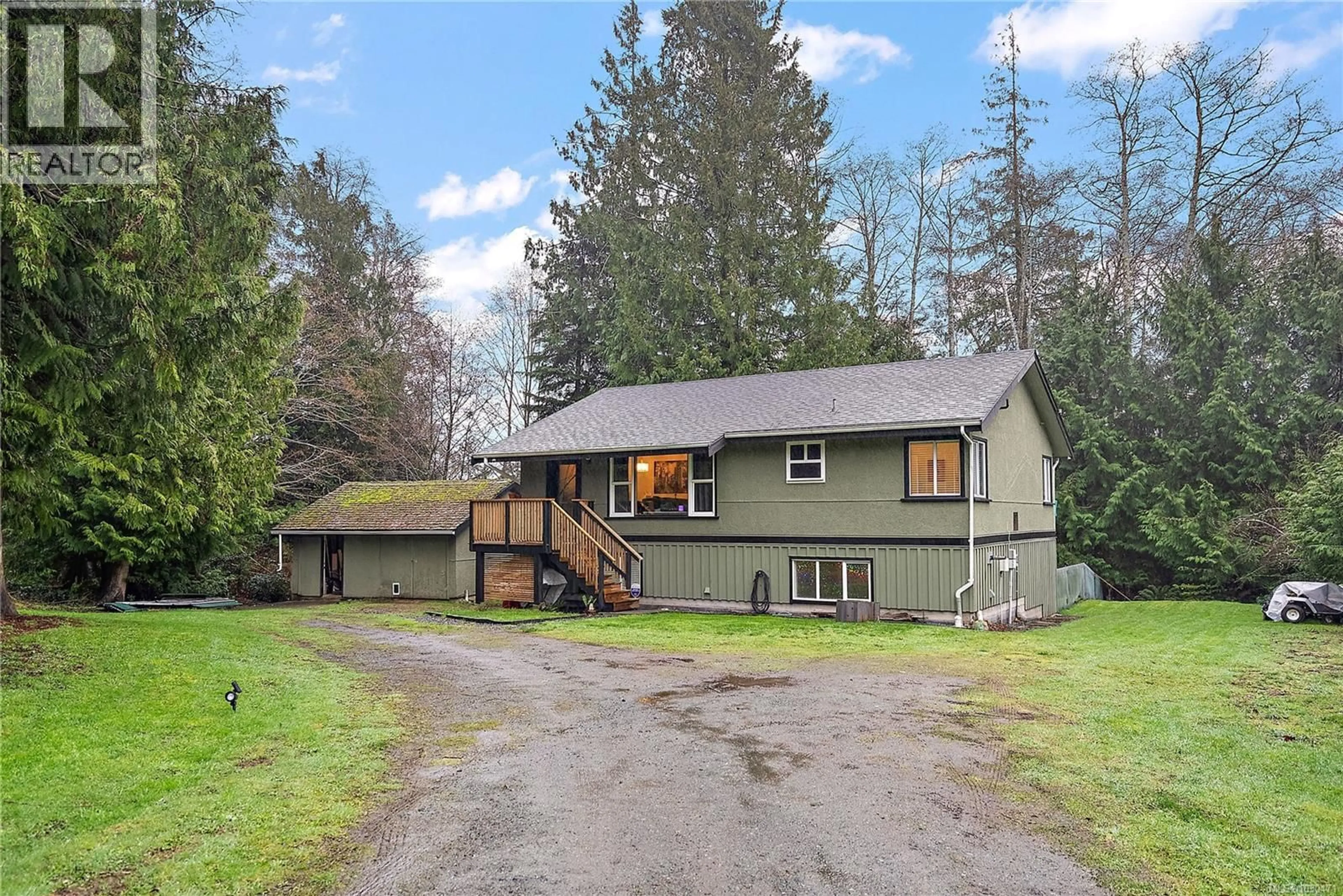 Home with vinyl exterior material, street for 6909 GRANT ROAD WEST, Sooke British Columbia V9Z0P4