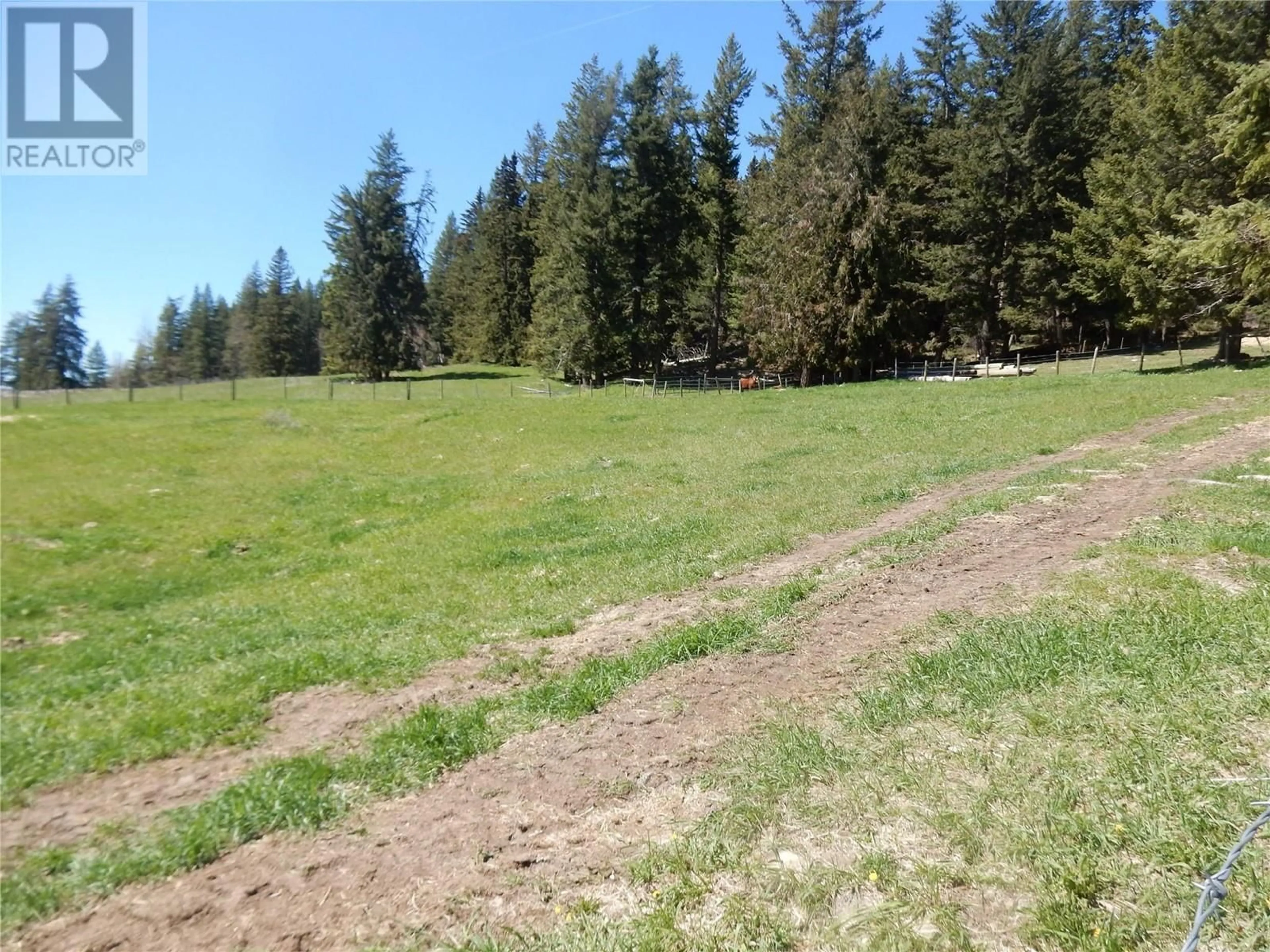 A pic from outside/outdoor area/front of a property/back of a property/a pic from drone, forest/trees view for 7955 CHINA VALLEY ROAD, Chase British Columbia V0E1W1