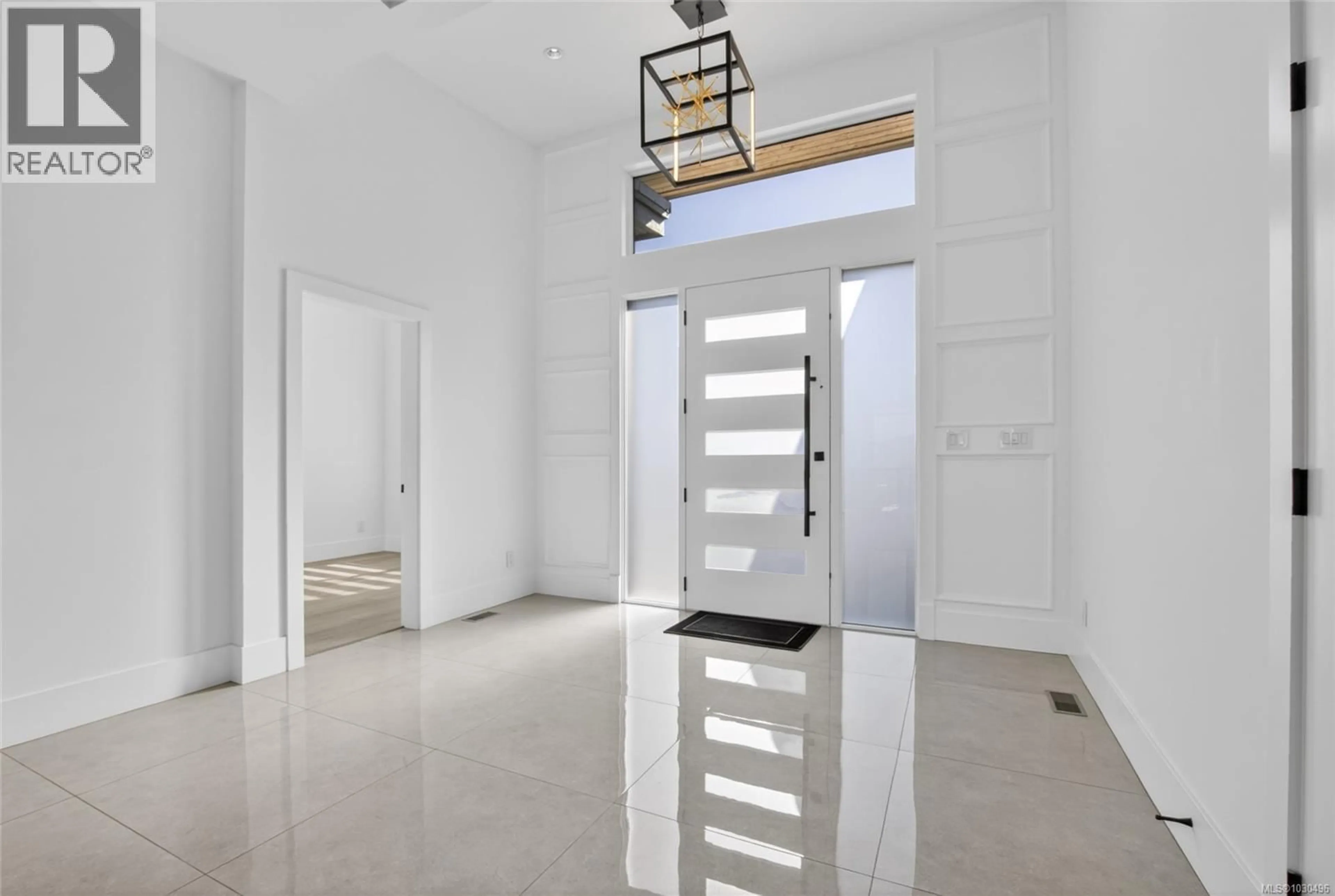 Indoor entryway for 6334 NEVILANE DRIVE, Duncan British Columbia V9L5S6