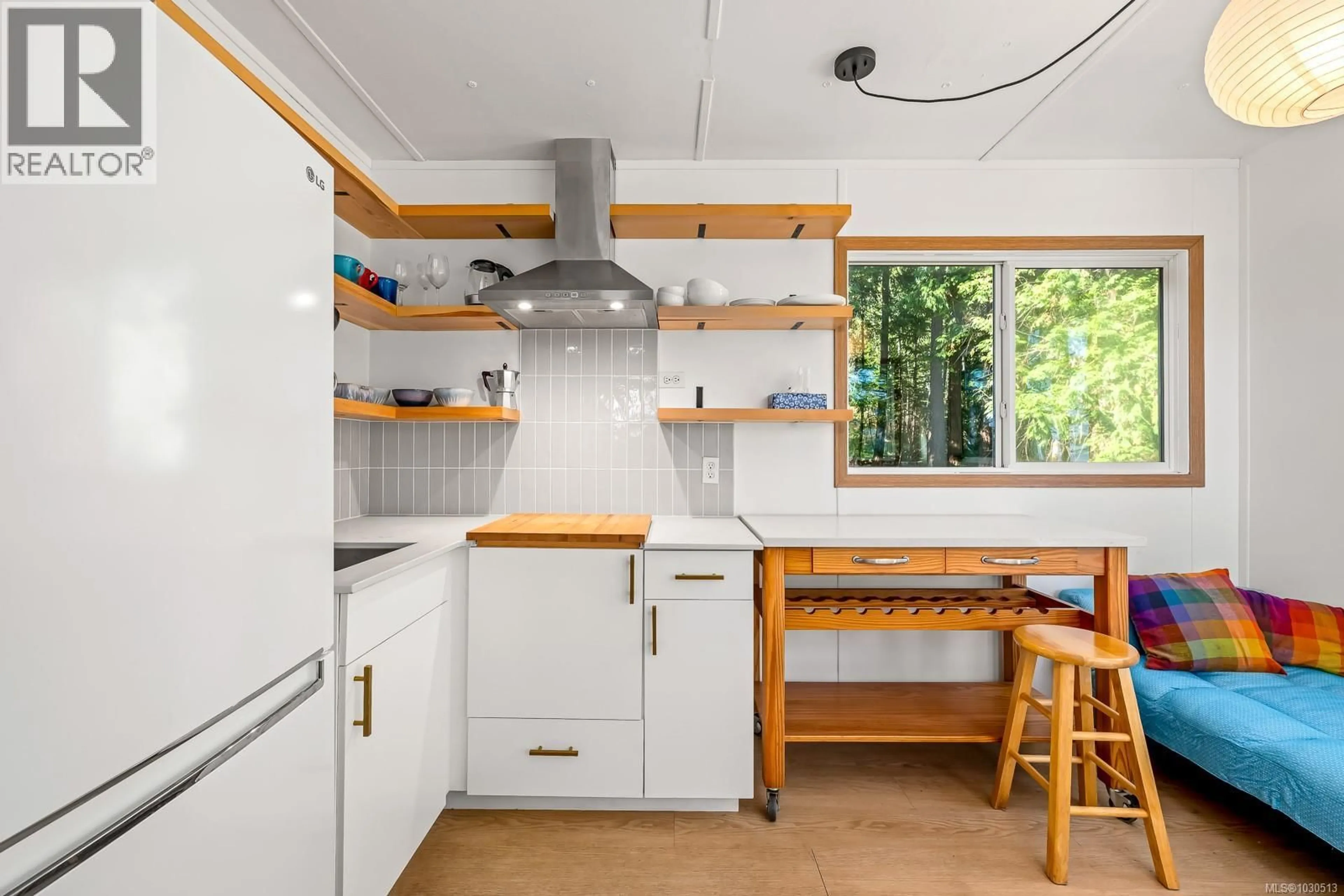Standard kitchen, unknown for 6552 EAST ROAD, Denman Island British Columbia V0R1T0