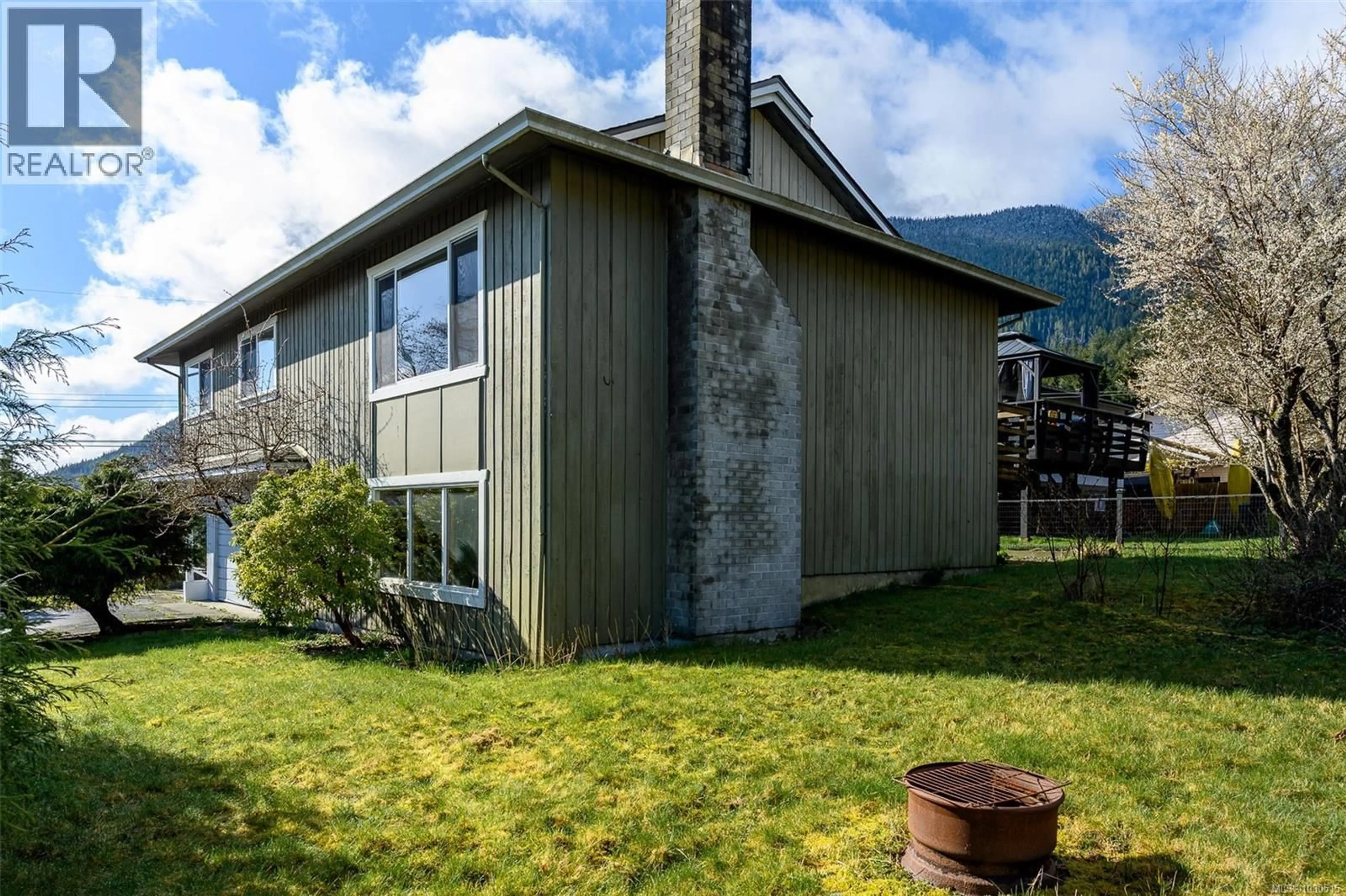 Unknown for 130 SEAVIEW STREET, Sayward British Columbia V0P1R0