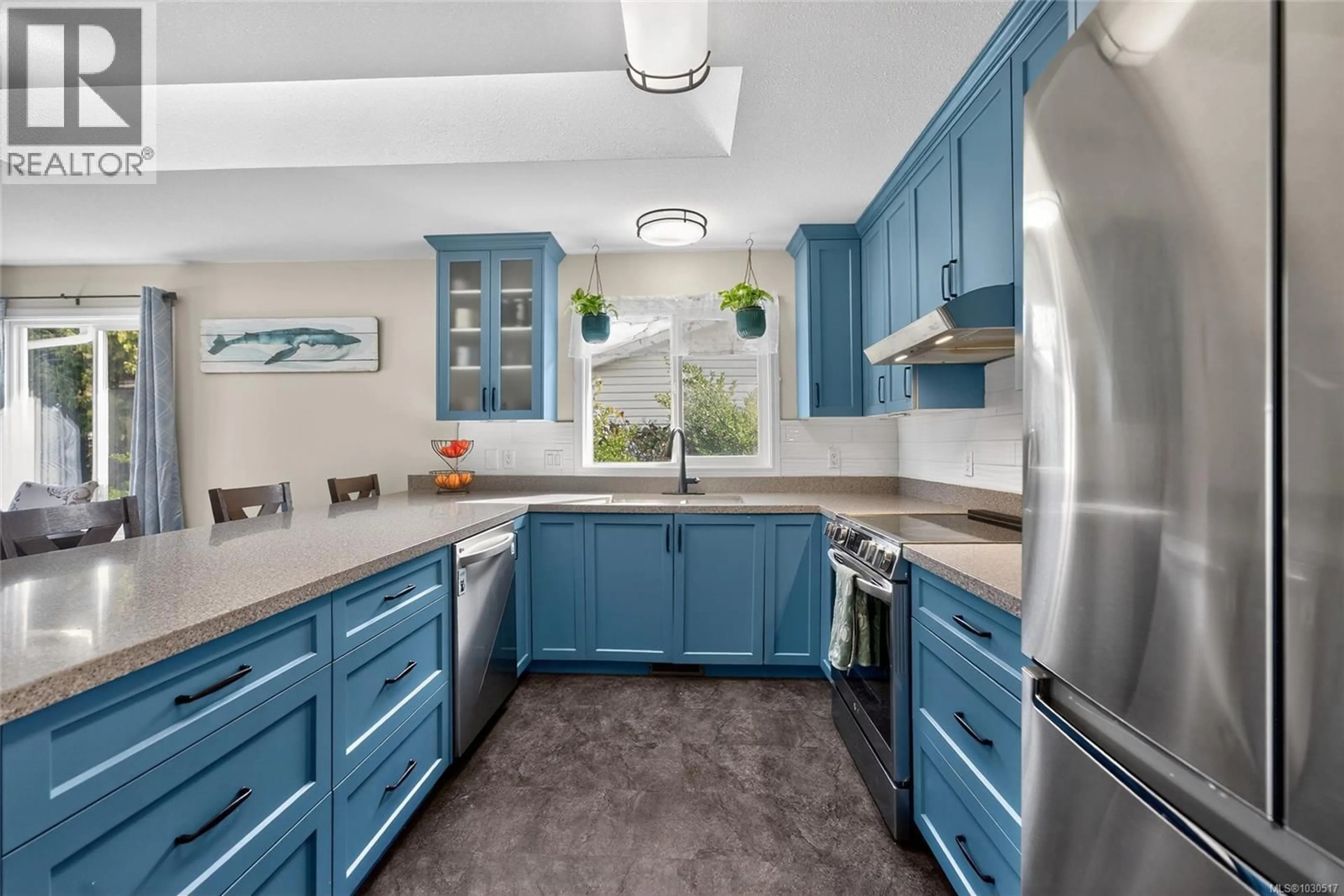 Unknown for 921 ESSLINGER ROAD, Parksville British Columbia V9P2R1