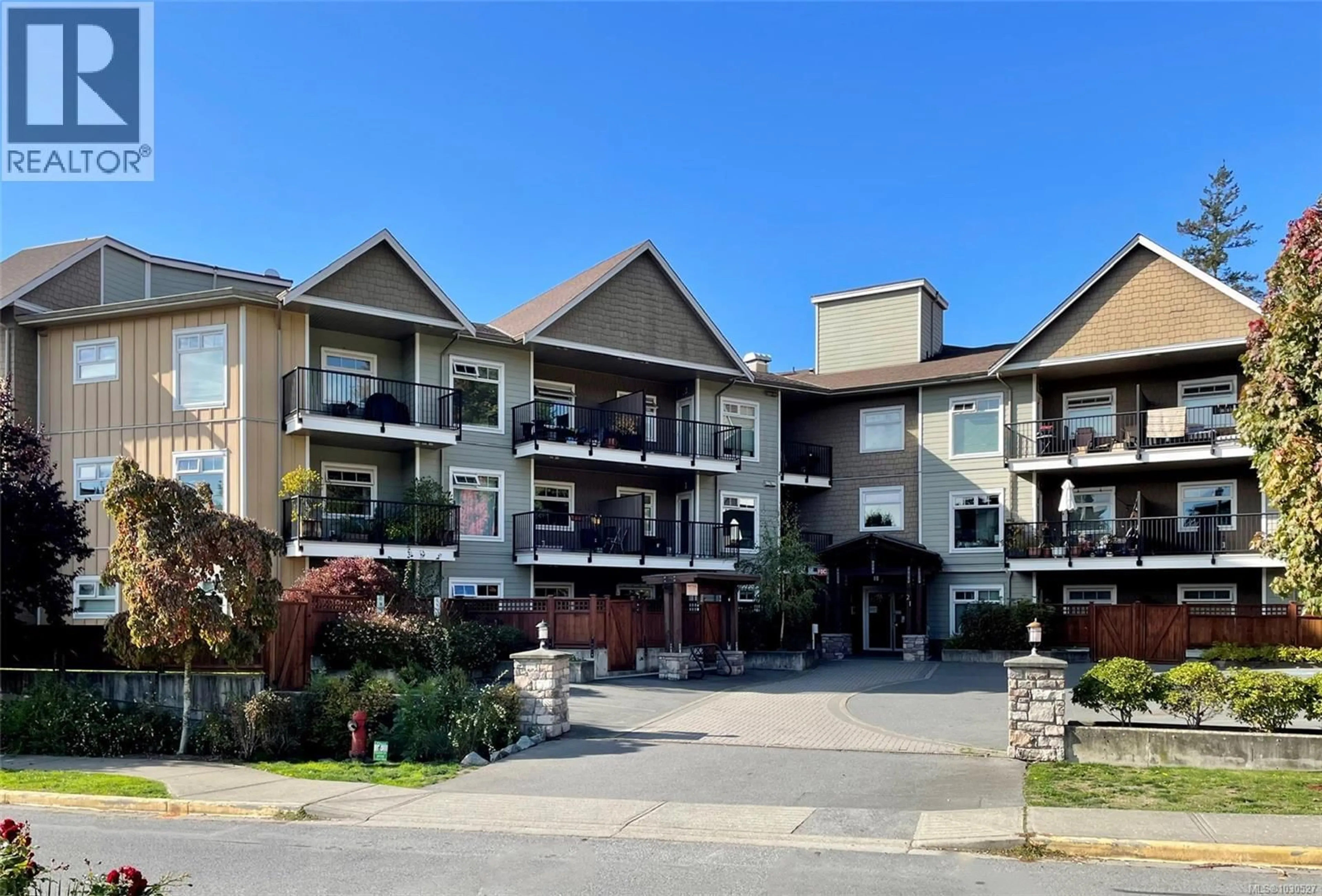 A pic from outside/outdoor area/front of a property/back of a property/a pic from drone, mountain view for 214 - 21 CONARD STREET, View Royal British Columbia V8Z0C4