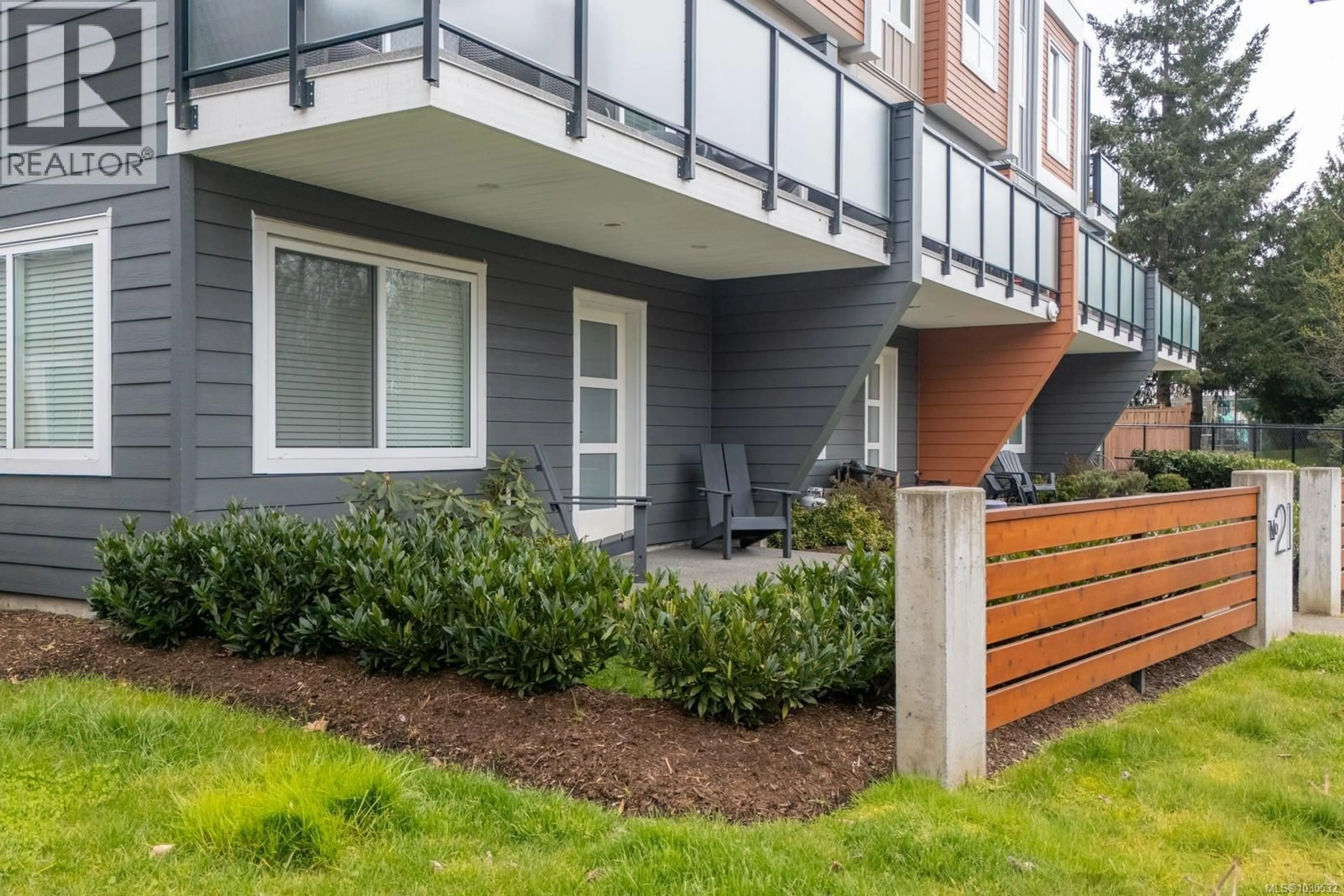 Patio, street for 21 - 2310 GUTHRIE ROAD, Comox British Columbia V9M0C6