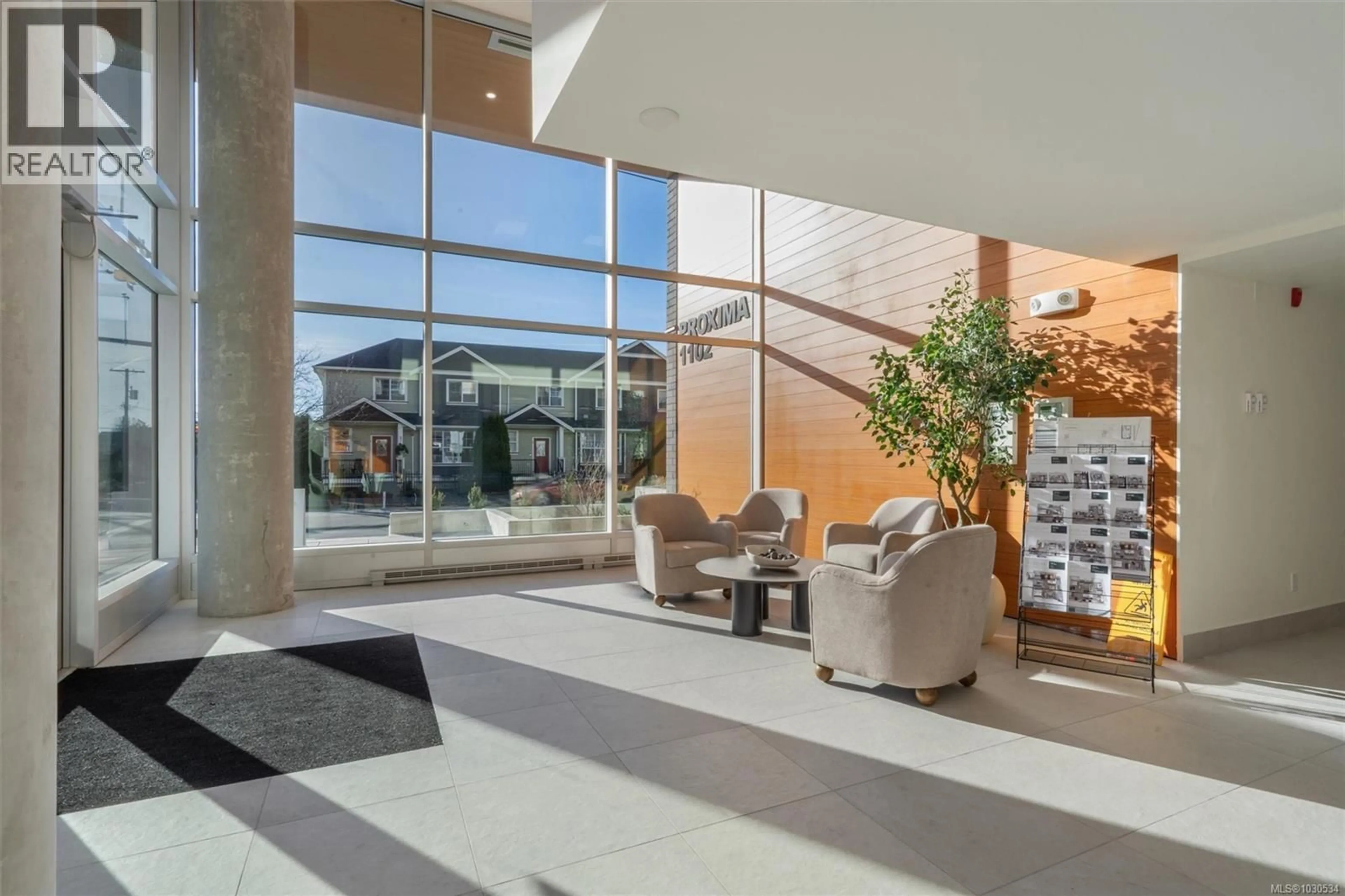 Lobby for 410 - 1102 ESQUIMALT ROAD, Esquimalt British Columbia V9A0L3